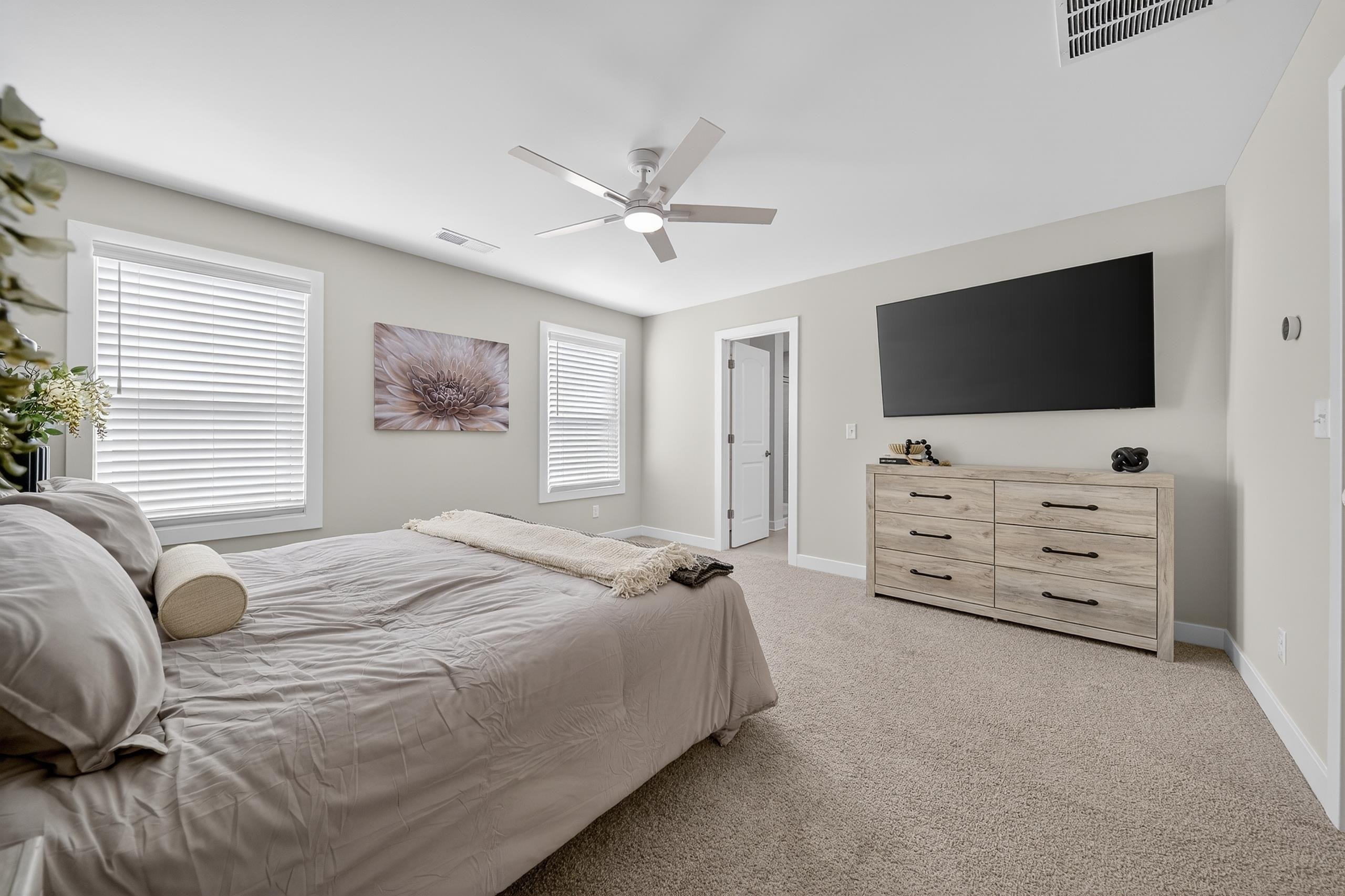 6449 Jessica Ln, Owensboro, Kentucky 42303, 4 Bedrooms Bedrooms, ,2 BathroomsBathrooms,Single Family Residence,For Sale,Jessica Ln,94574