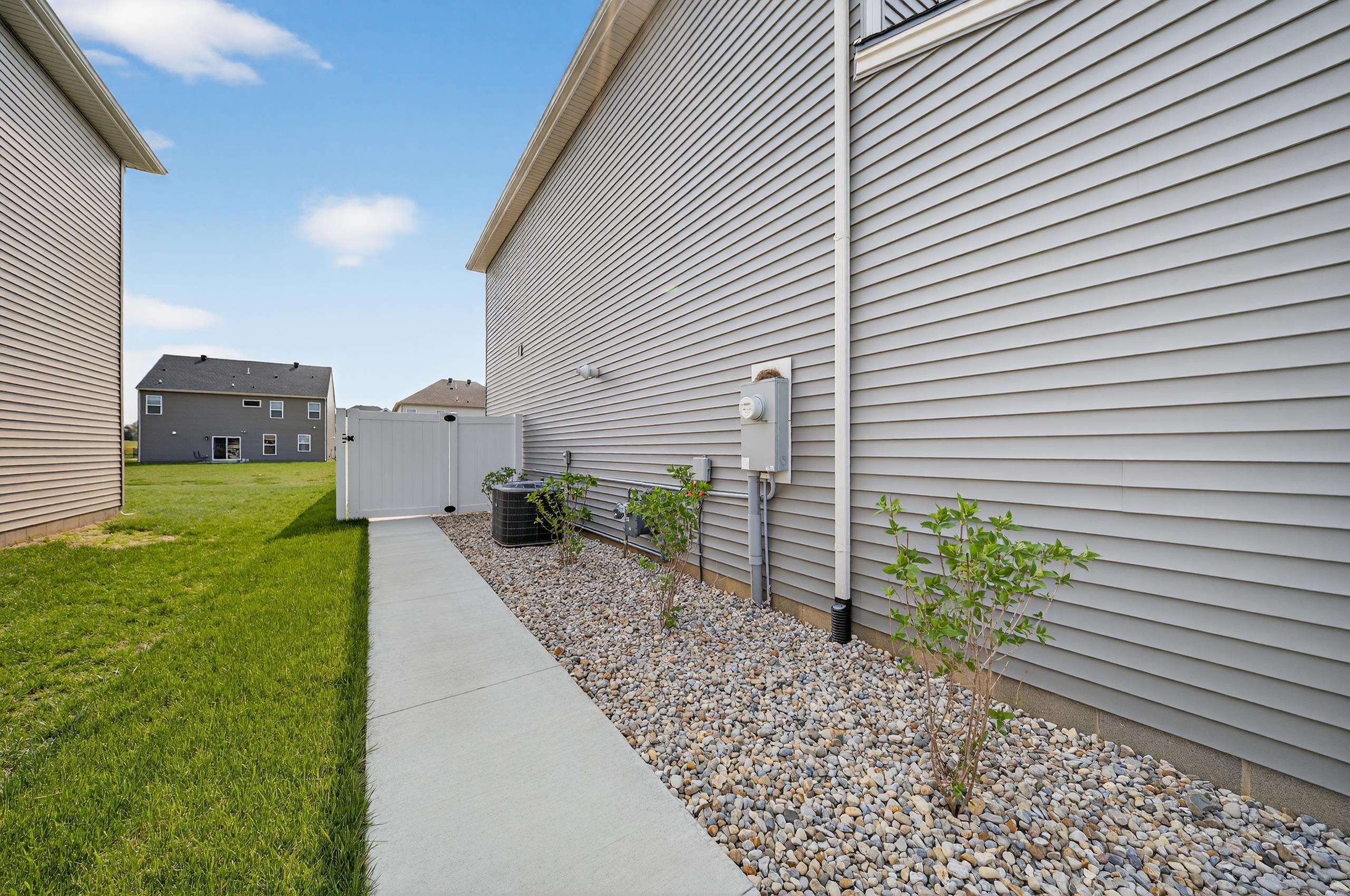 6449 Jessica Ln, Owensboro, Kentucky 42303, 4 Bedrooms Bedrooms, ,2 BathroomsBathrooms,Single Family Residence,For Sale,Jessica Ln,94574