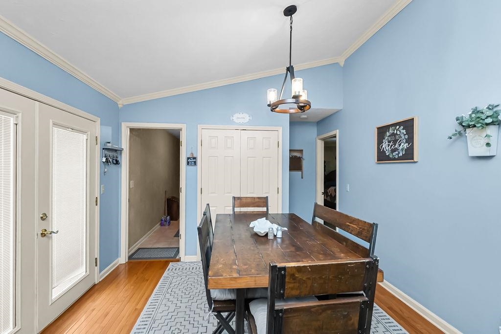 1555 Graves Ln., Maceo, Kentucky 42355, 3 Bedrooms Bedrooms, ,2 BathroomsBathrooms,Single Family Residence,For Sale,Graves Ln.,94575