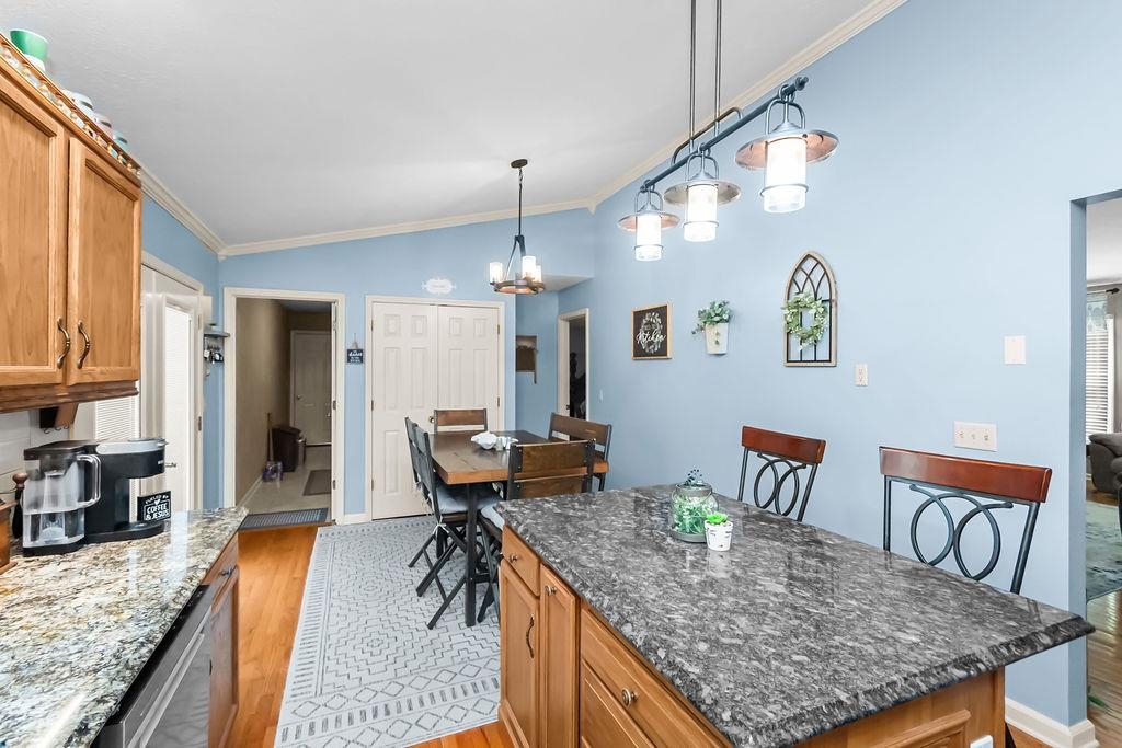 1555 Graves Ln., Maceo, Kentucky 42355, 3 Bedrooms Bedrooms, ,2 BathroomsBathrooms,Single Family Residence,For Sale,Graves Ln.,94575