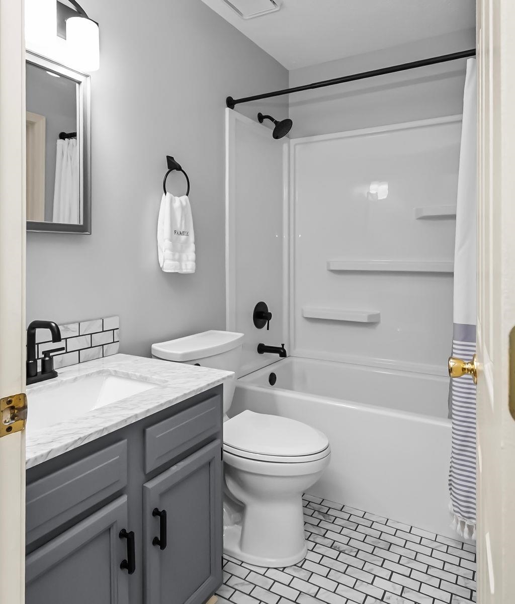 1555 Graves Ln., Maceo, Kentucky 42355, 3 Bedrooms Bedrooms, ,2 BathroomsBathrooms,Single Family Residence,For Sale,Graves Ln.,94575