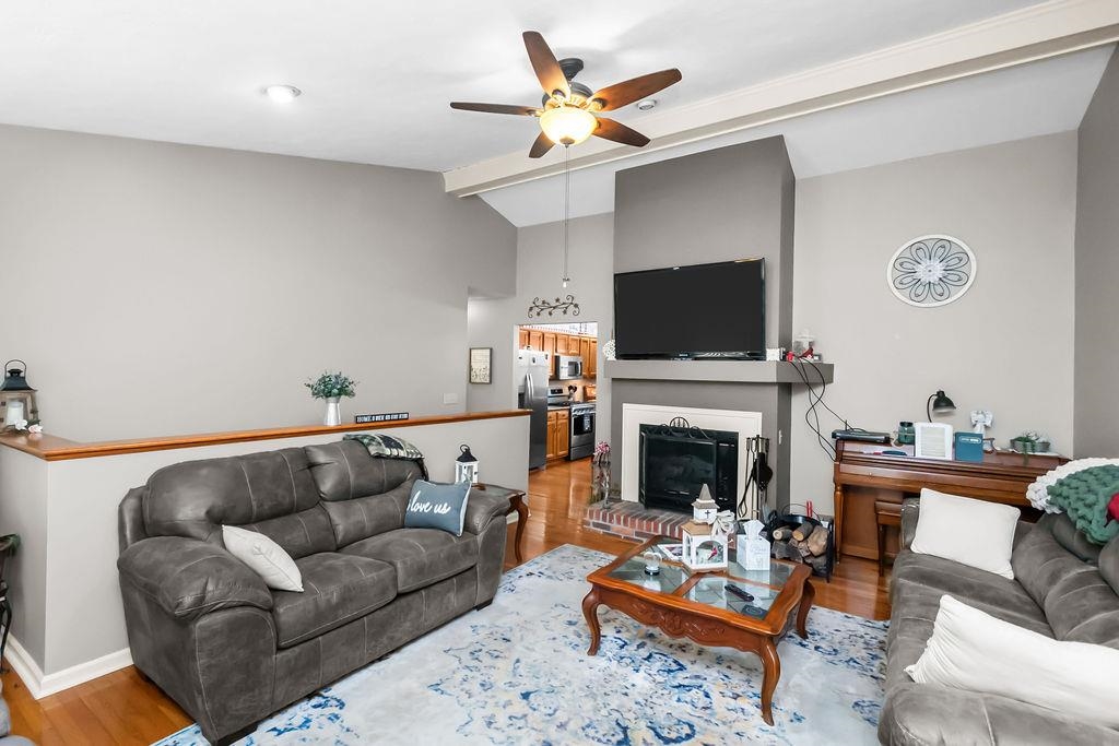 1555 Graves Ln., Maceo, Kentucky 42355, 3 Bedrooms Bedrooms, ,2 BathroomsBathrooms,Single Family Residence,For Sale,Graves Ln.,94575