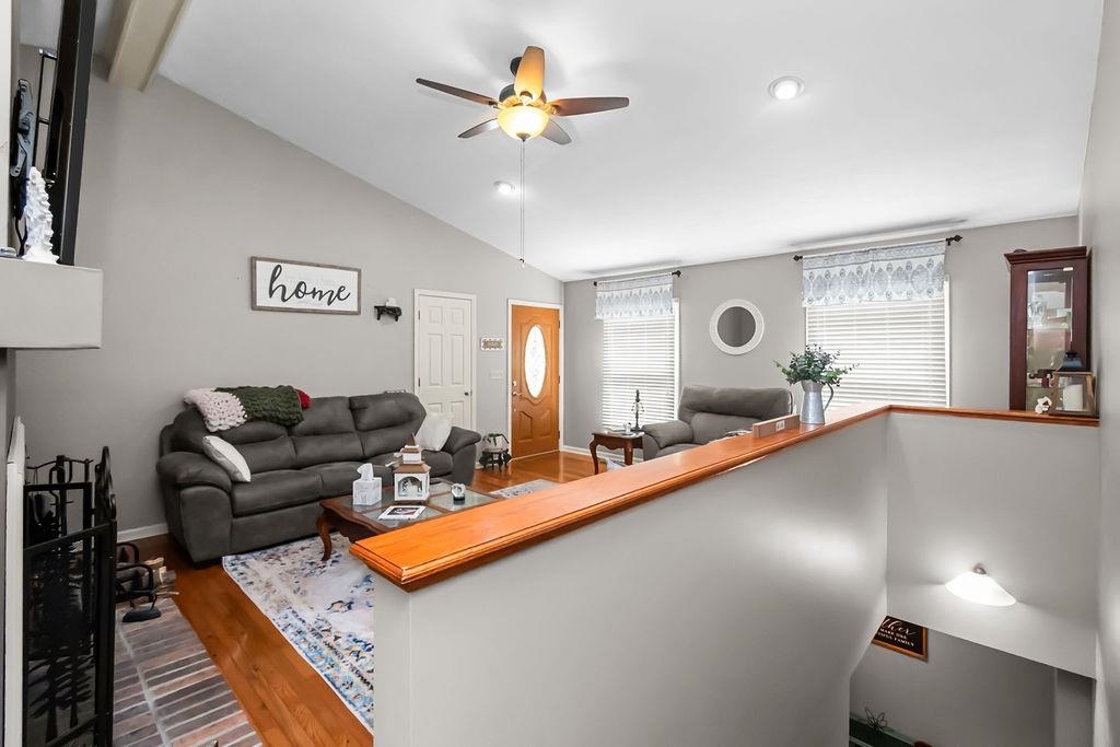 1555 Graves Ln., Maceo, Kentucky 42355, 3 Bedrooms Bedrooms, ,2 BathroomsBathrooms,Single Family Residence,For Sale,Graves Ln.,94575