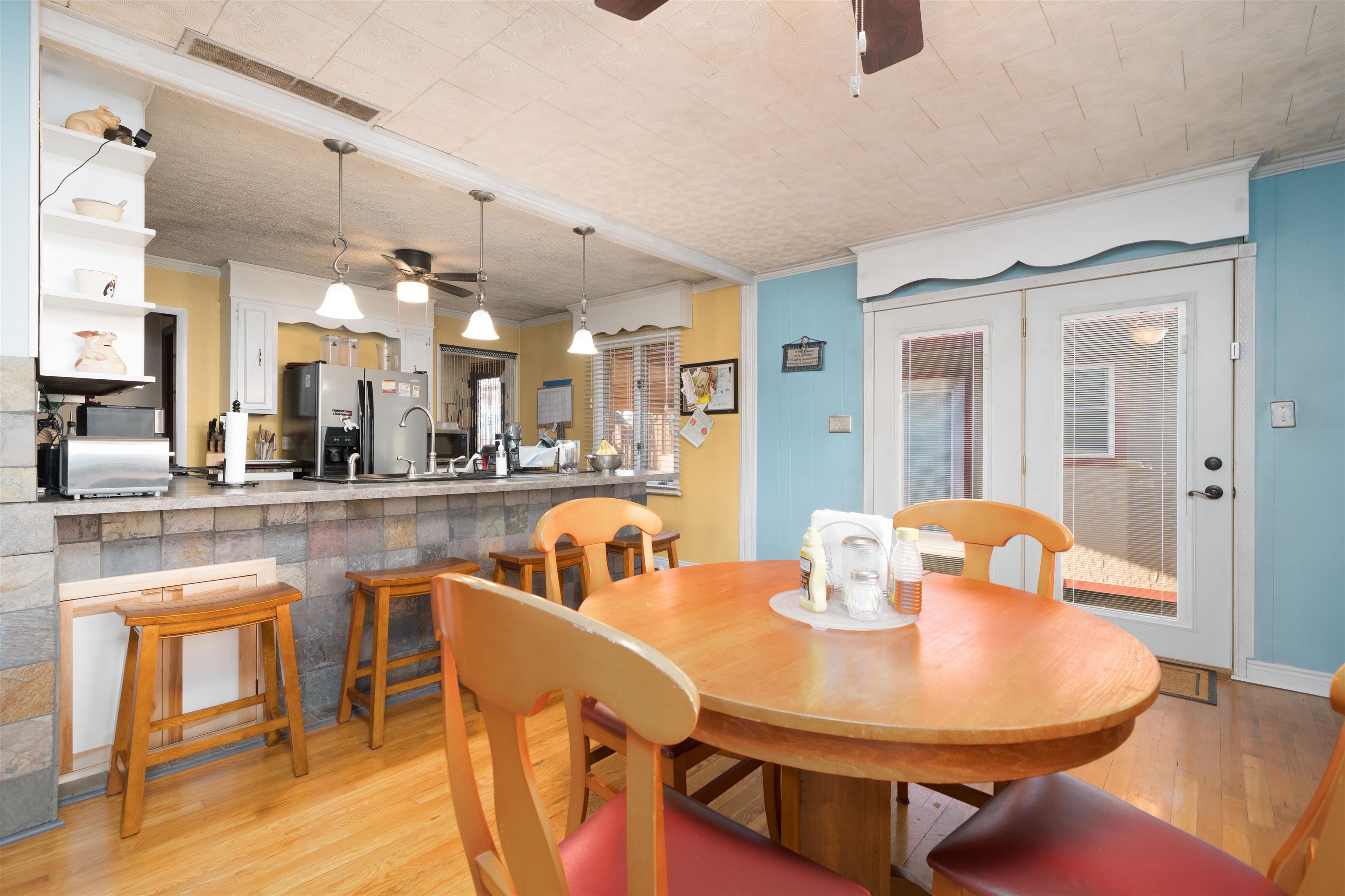 711 711 Walnut Park Drive, Owensboro, Kentucky 42301, 2 Bedrooms Bedrooms, ,2 BathroomsBathrooms,Single Family Residence,For Sale,711 Walnut Park Drive,94578