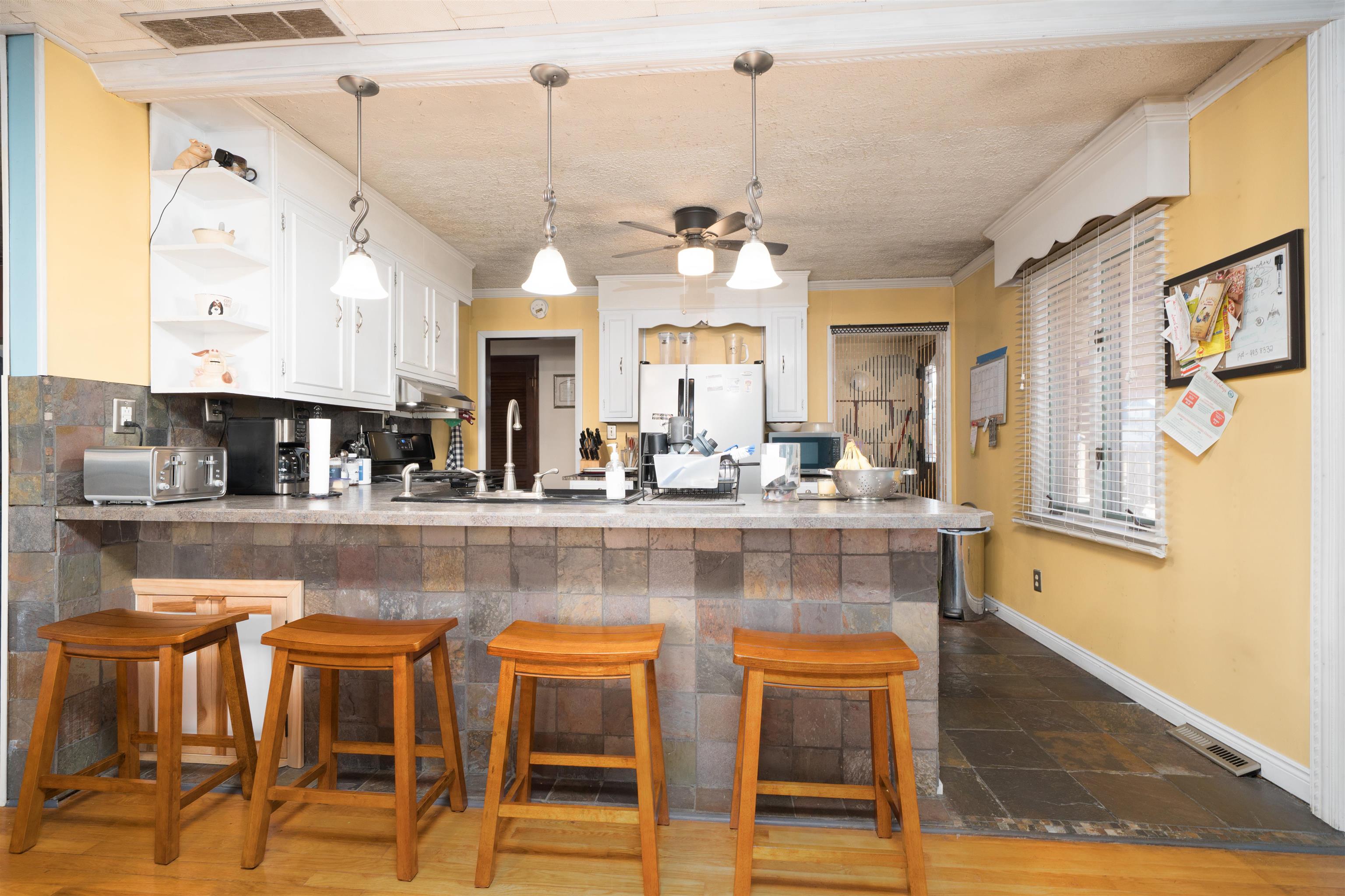 711 711 Walnut Park Drive, Owensboro, Kentucky 42301, 2 Bedrooms Bedrooms, ,2 BathroomsBathrooms,Single Family Residence,For Sale,711 Walnut Park Drive,94578