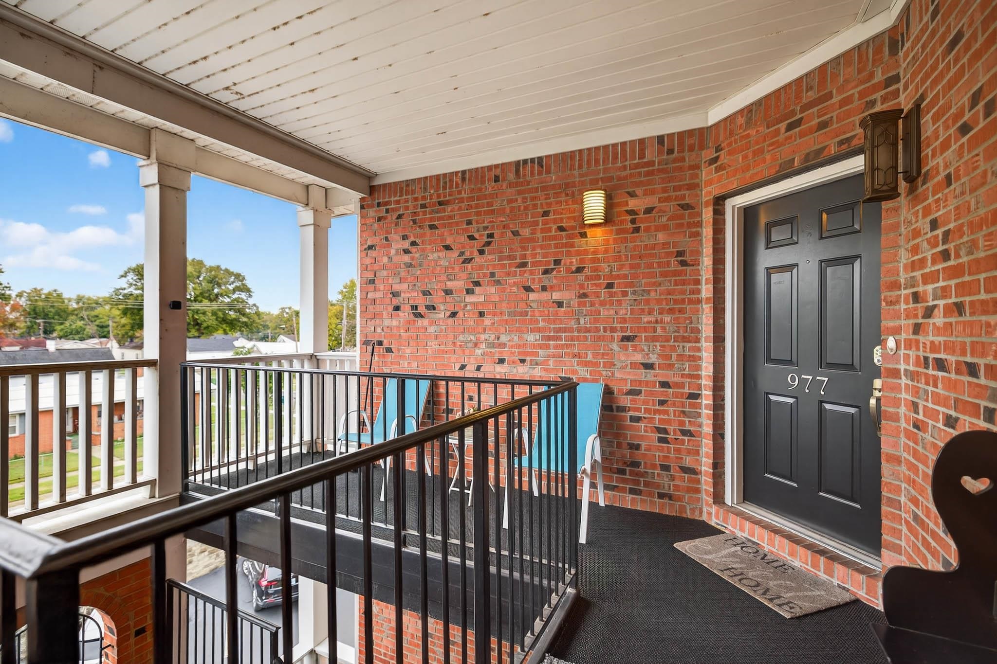 977 1st Street, Owensboro, Kentucky 42301, 2 Bedrooms Bedrooms, ,2 BathroomsBathrooms,Single Family Residence,For Sale,1st Street,94579