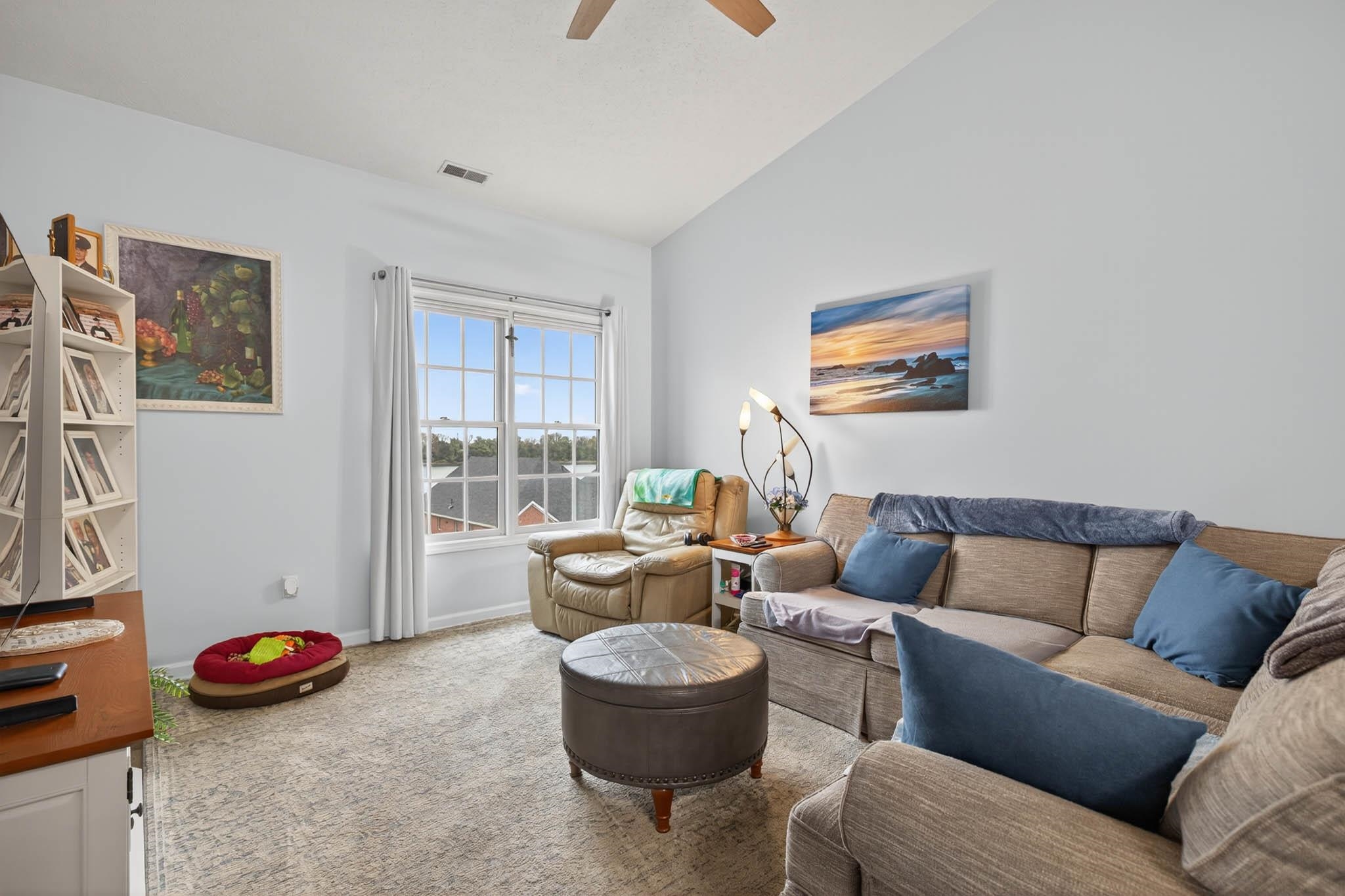 977 1st Street, Owensboro, Kentucky 42301, 2 Bedrooms Bedrooms, ,2 BathroomsBathrooms,Single Family Residence,For Sale,1st Street,94579