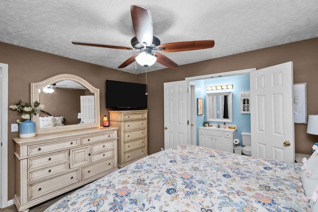 4032 Reliant Circle, Owensboro, Kentucky 42301, 3 Bedrooms Bedrooms, ,2 BathroomsBathrooms,Single Family Residence,For Sale,Reliant Circle,94582