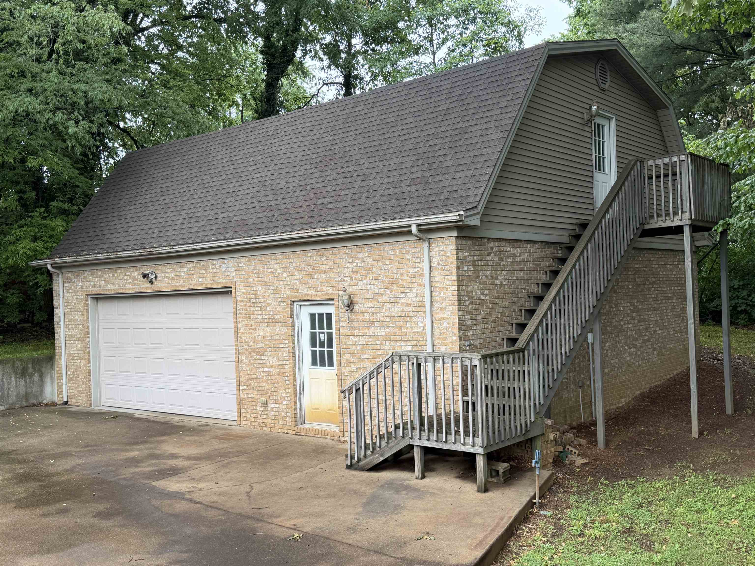 1835 Hacienda Lane, Owensboro, Kentucky 42303, 4 Bedrooms Bedrooms, ,3 BathroomsBathrooms,Single Family Residence,For Sale,Hacienda Lane,94587