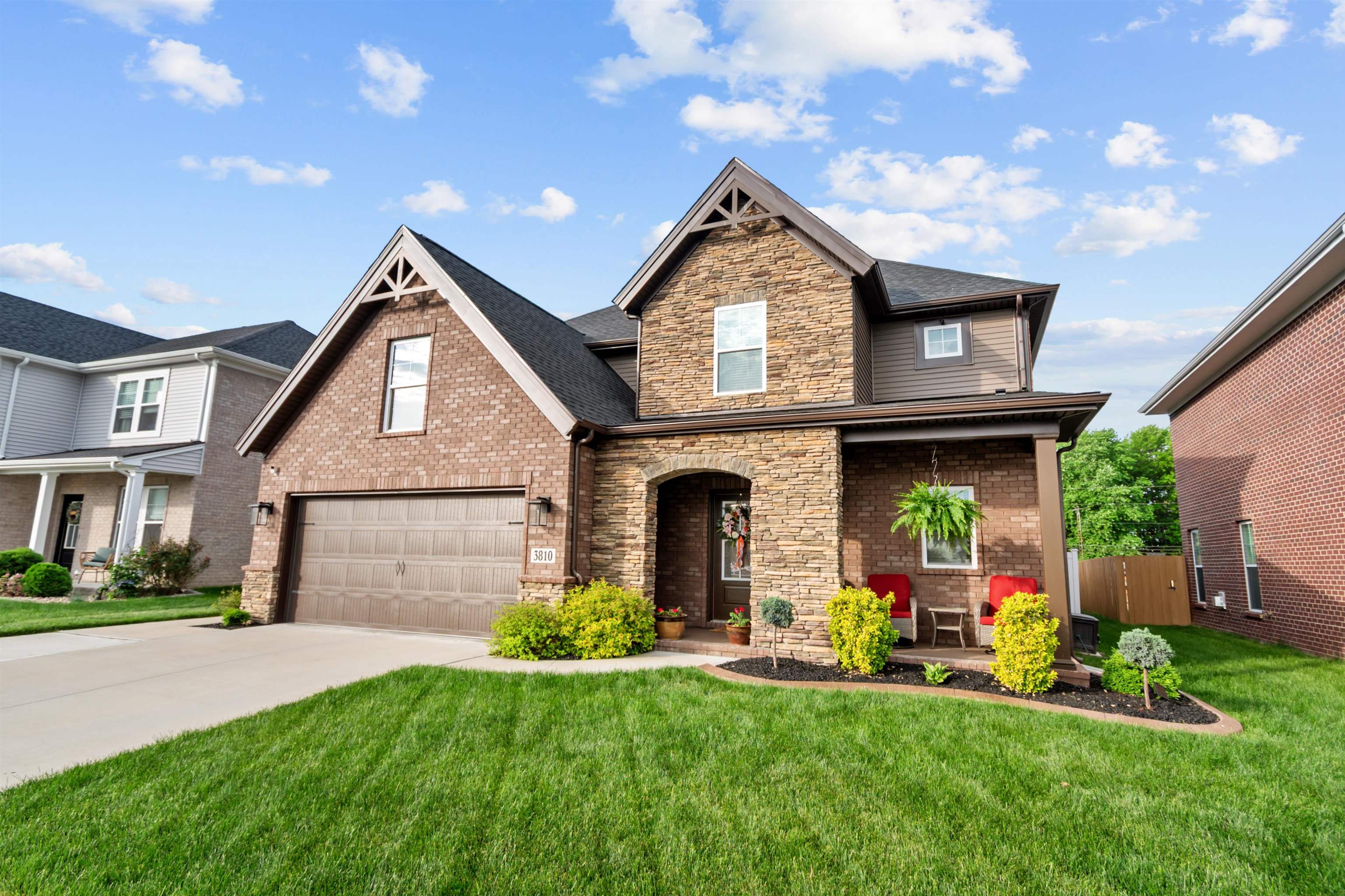 3810 Little Bluestem Drive, Owensboro, Kentucky 42303-8302, 4 Bedrooms Bedrooms, ,2 BathroomsBathrooms,Single Family Residence,For Sale,Little Bluestem Drive,94605