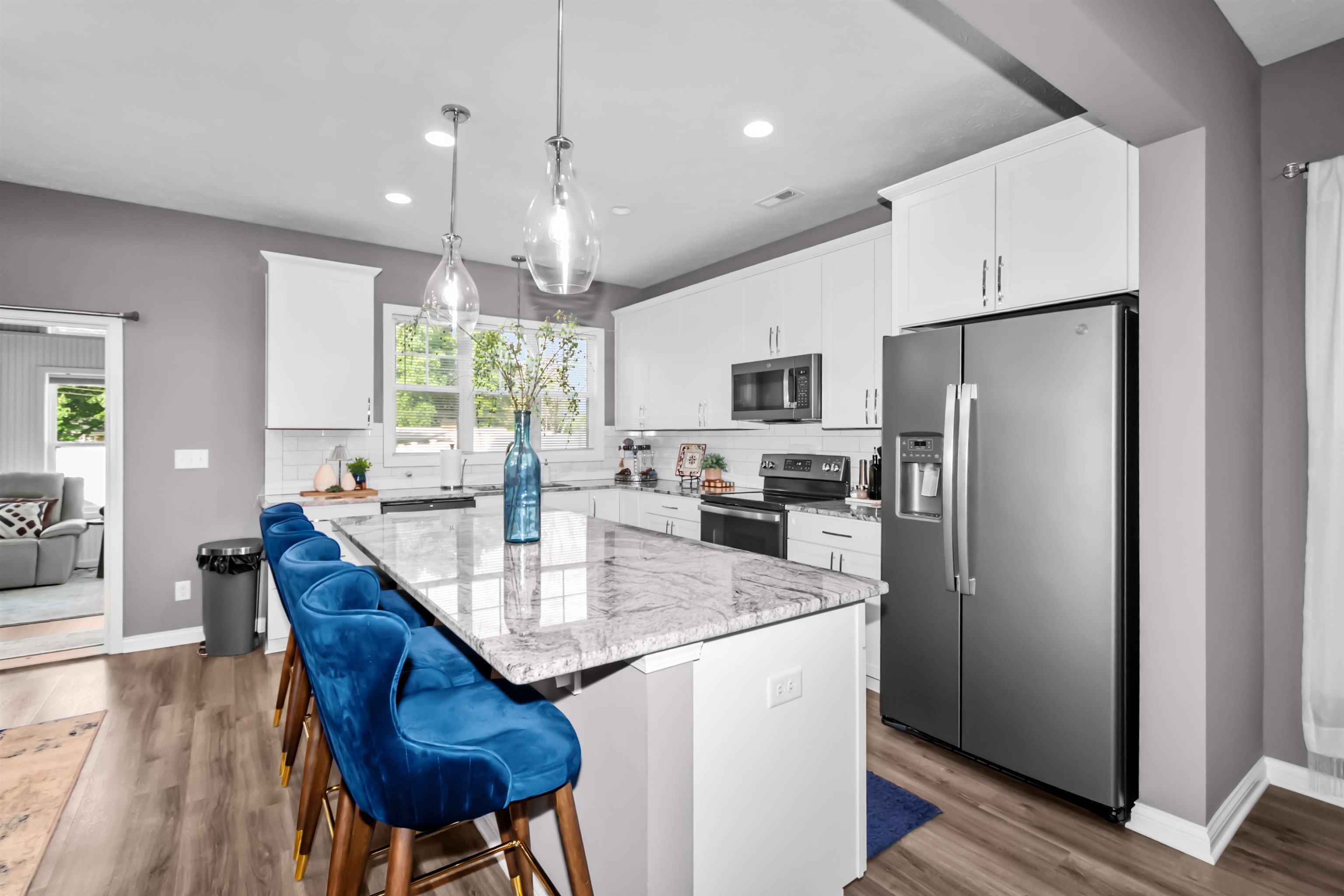 3810 Little Bluestem Drive, Owensboro, Kentucky 42303-8302, 4 Bedrooms Bedrooms, ,2 BathroomsBathrooms,Single Family Residence,For Sale,Little Bluestem Drive,94605