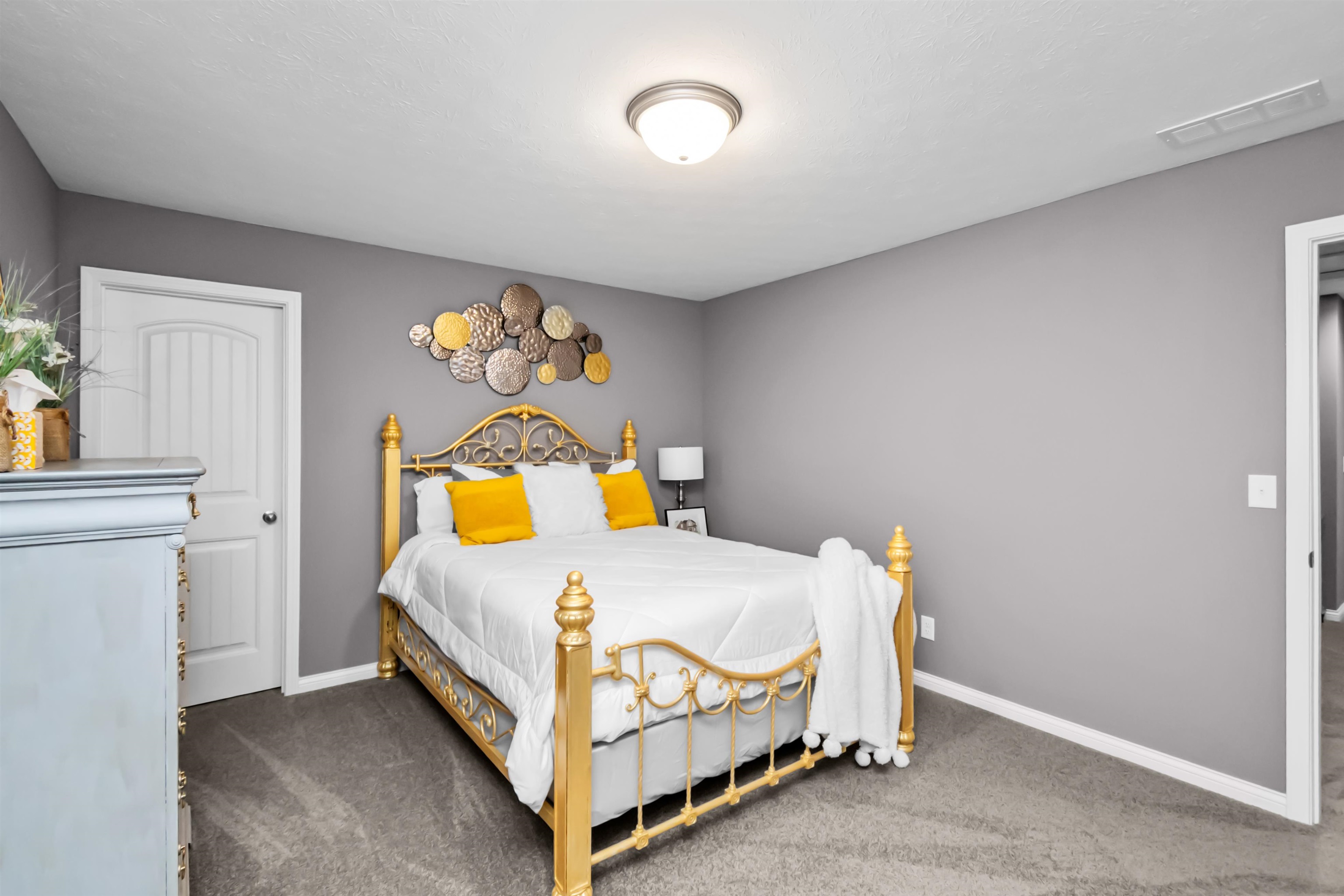 3810 Little Bluestem Drive, Owensboro, Kentucky 42303-8302, 4 Bedrooms Bedrooms, ,2 BathroomsBathrooms,Single Family Residence,For Sale,Little Bluestem Drive,94605