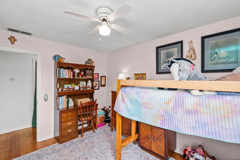 2028 Crestwood Dr, Owensboro, Kentucky 42301, 3 Bedrooms Bedrooms, ,2 BathroomsBathrooms,Single Family Residence,For Sale,Crestwood Dr,94606