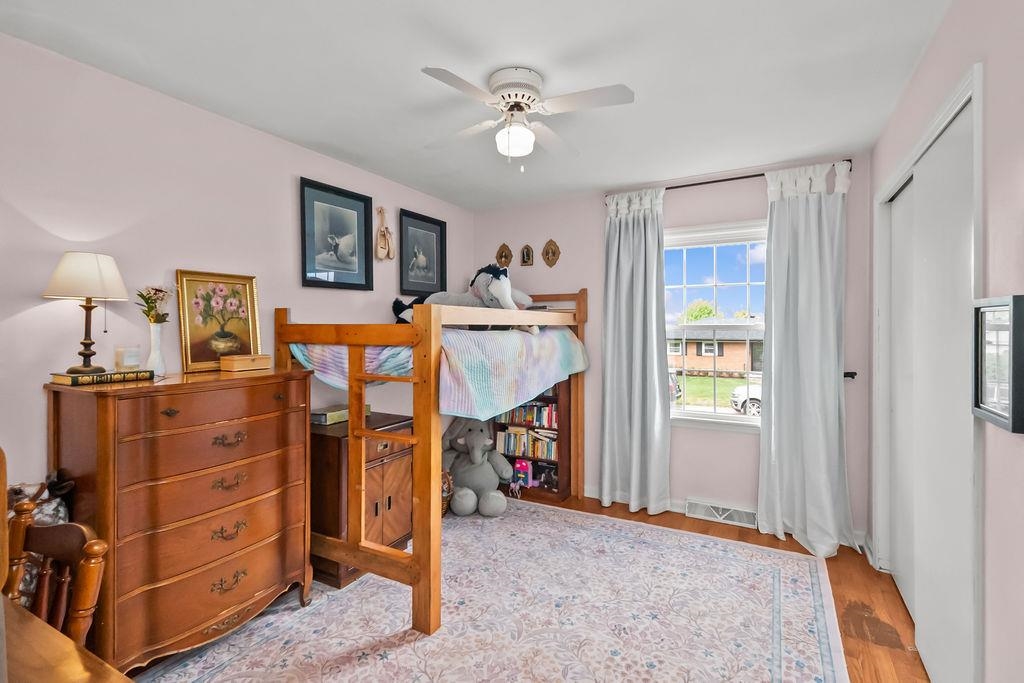 2028 Crestwood Dr, Owensboro, Kentucky 42301, 3 Bedrooms Bedrooms, ,2 BathroomsBathrooms,Single Family Residence,For Sale,Crestwood Dr,94606