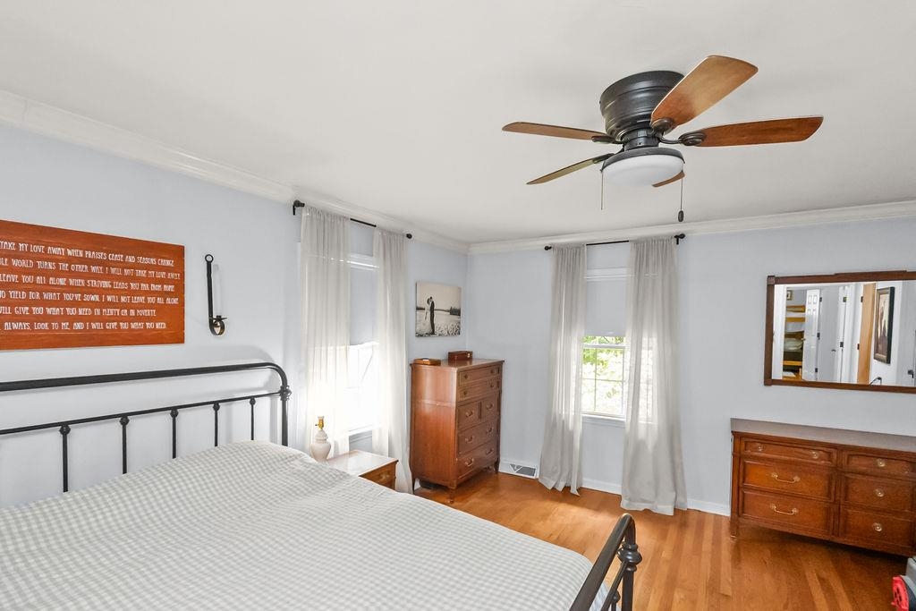 2028 Crestwood Dr, Owensboro, Kentucky 42301, 3 Bedrooms Bedrooms, ,2 BathroomsBathrooms,Single Family Residence,For Sale,Crestwood Dr,94606