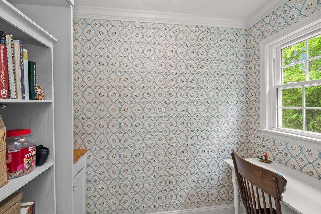 2028 Crestwood Dr, Owensboro, Kentucky 42301, 3 Bedrooms Bedrooms, ,2 BathroomsBathrooms,Single Family Residence,For Sale,Crestwood Dr,94606