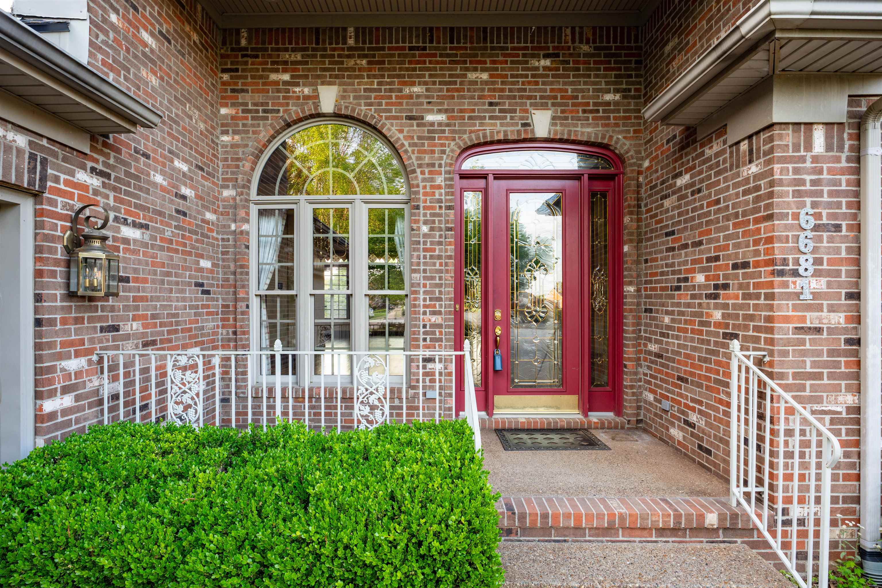 6681 Waterford Place, Owensboro, Kentucky 42303, 3 Bedrooms Bedrooms, ,3 BathroomsBathrooms,Single Family Residence,For Sale,Waterford Place,94613