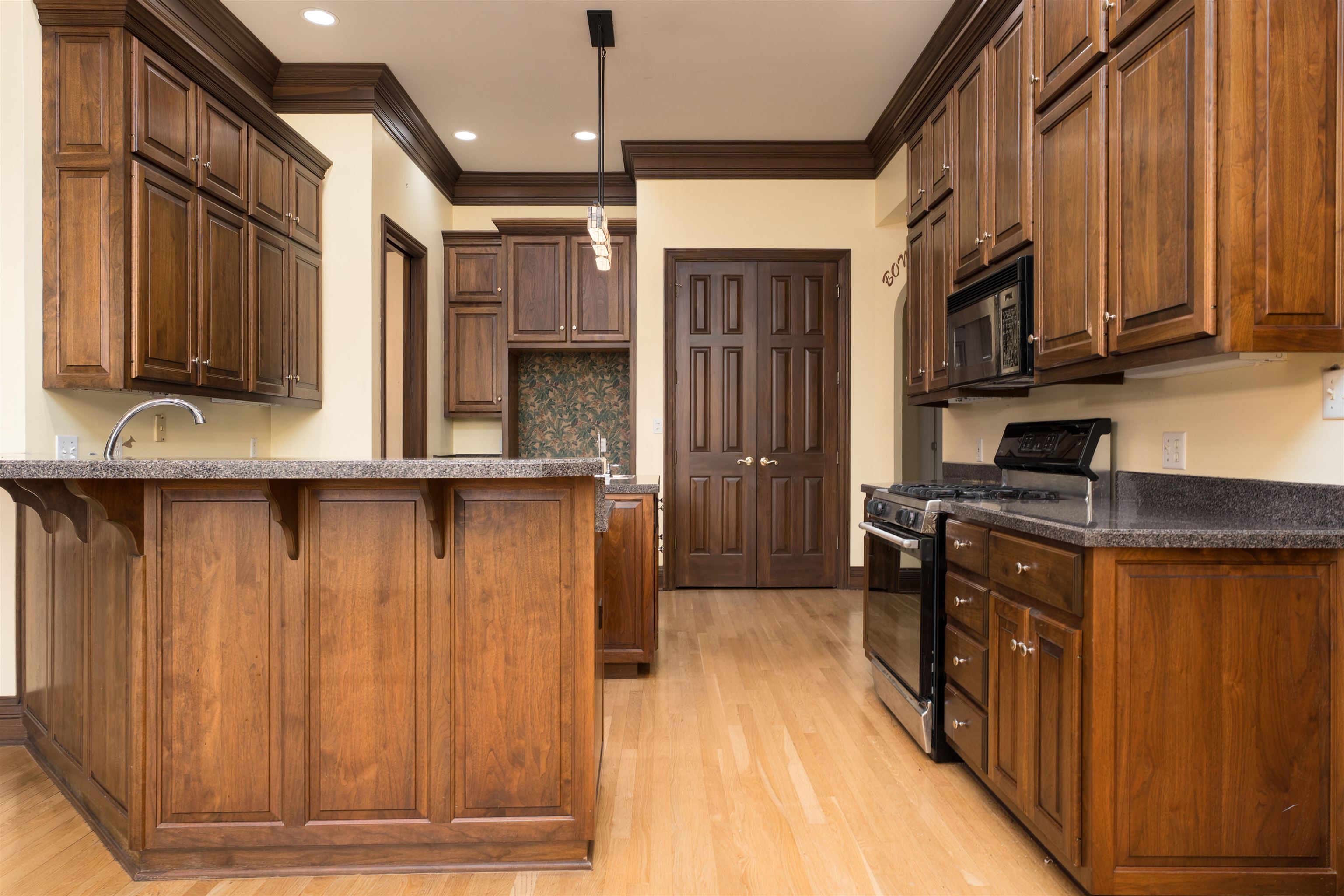 6681 Waterford Place, Owensboro, Kentucky 42303, 3 Bedrooms Bedrooms, ,3 BathroomsBathrooms,Single Family Residence,For Sale,Waterford Place,94613