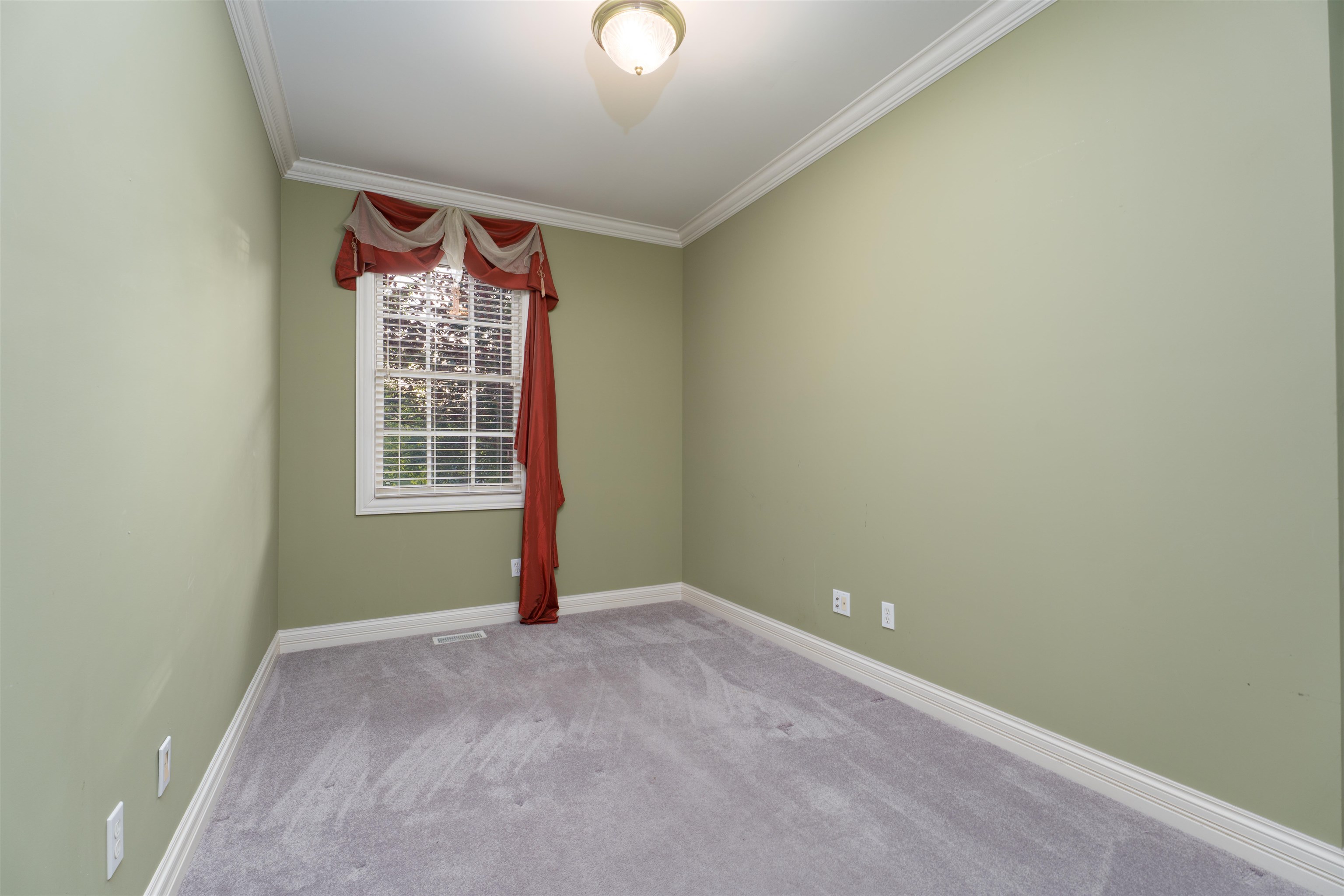 6681 Waterford Place, Owensboro, Kentucky 42303, 3 Bedrooms Bedrooms, ,3 BathroomsBathrooms,Single Family Residence,For Sale,Waterford Place,94613