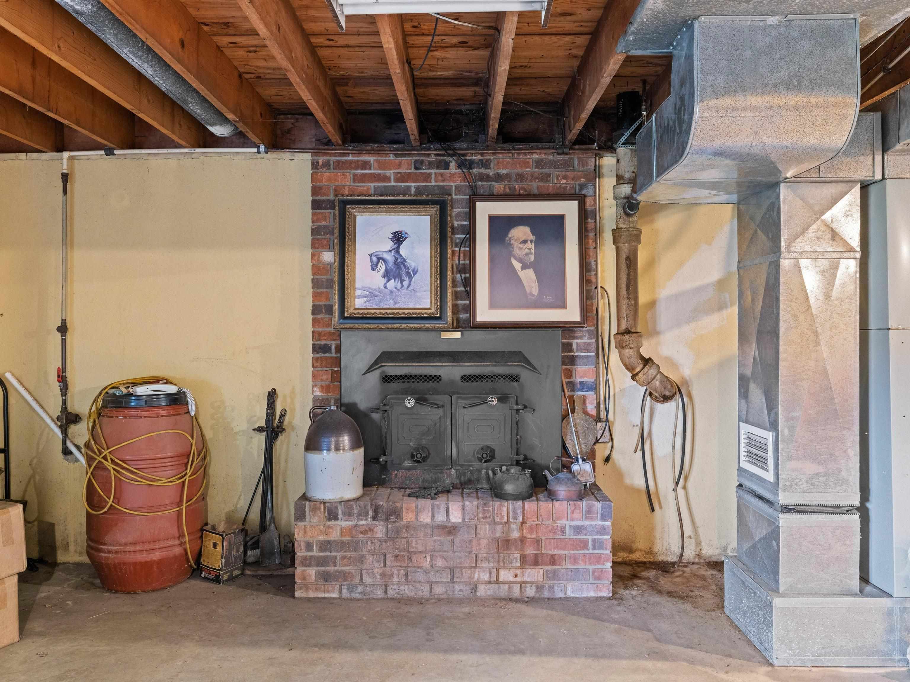 7365 Crooked Creek Rd, Owensboro, Kentucky 42301, 4 Bedrooms Bedrooms, ,2 BathroomsBathrooms,Single Family Residence,For Sale,Crooked Creek Rd,94614