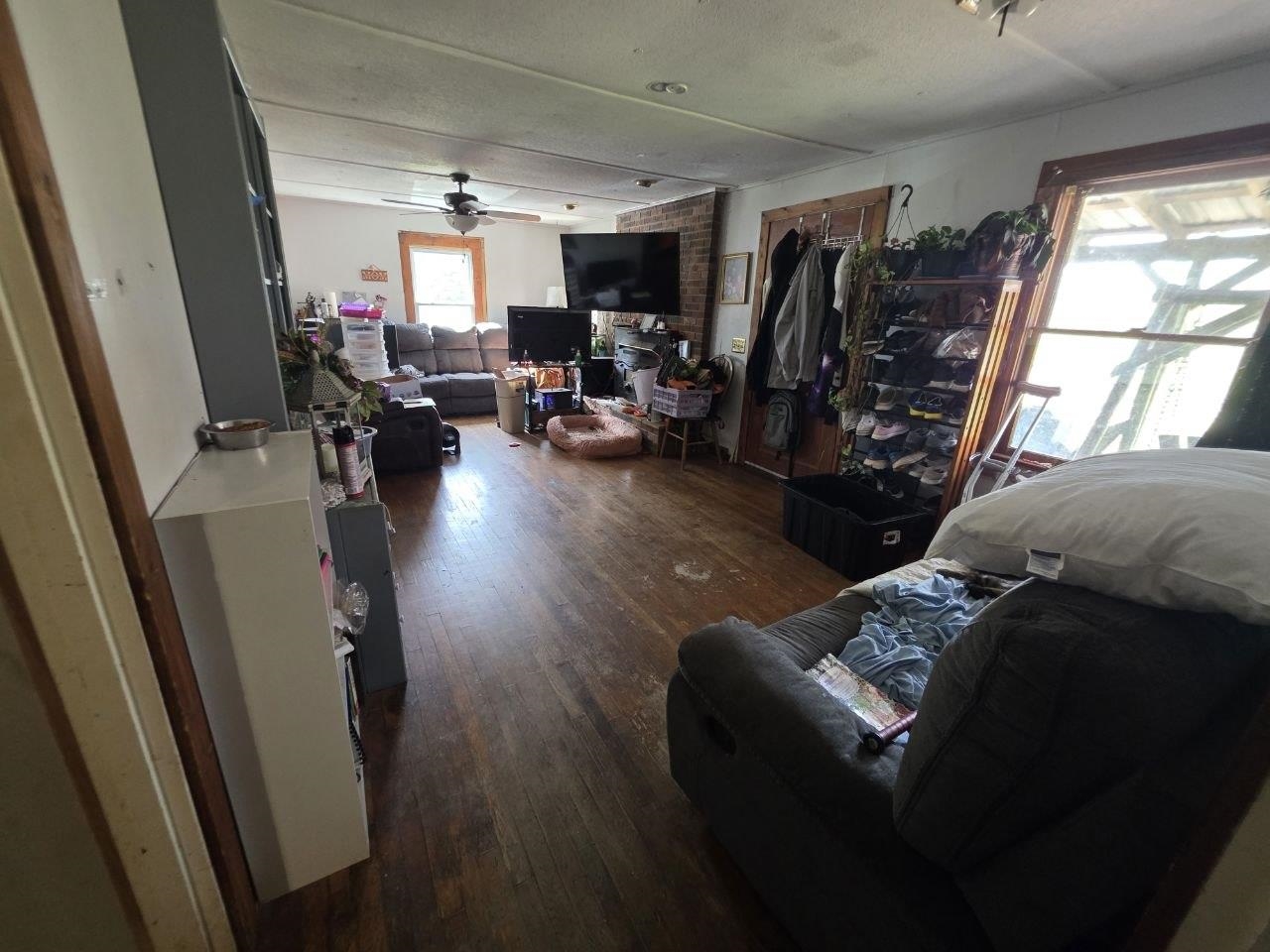 940 Old Corbin Pike Rd., Williamsburg, Kentucky 40769, 3 Bedrooms Bedrooms, ,2 BathroomsBathrooms,Single Family Residence,For Sale,Old Corbin Pike Rd.,94616