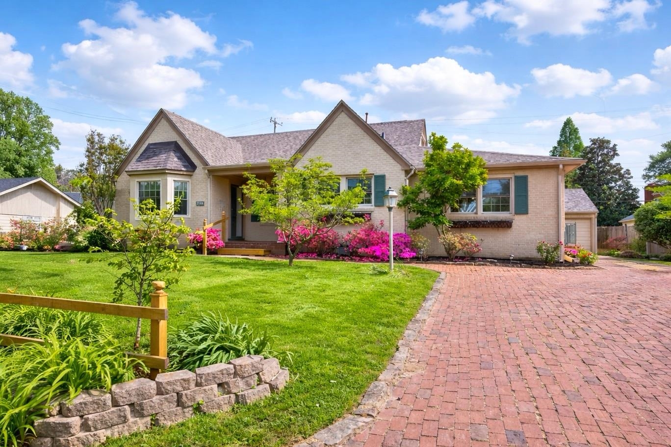 2118 York Drive, Owensboro, Kentucky 42301, 4 Bedrooms Bedrooms, ,2 BathroomsBathrooms,Single Family Residence,For Sale,York Drive,94618