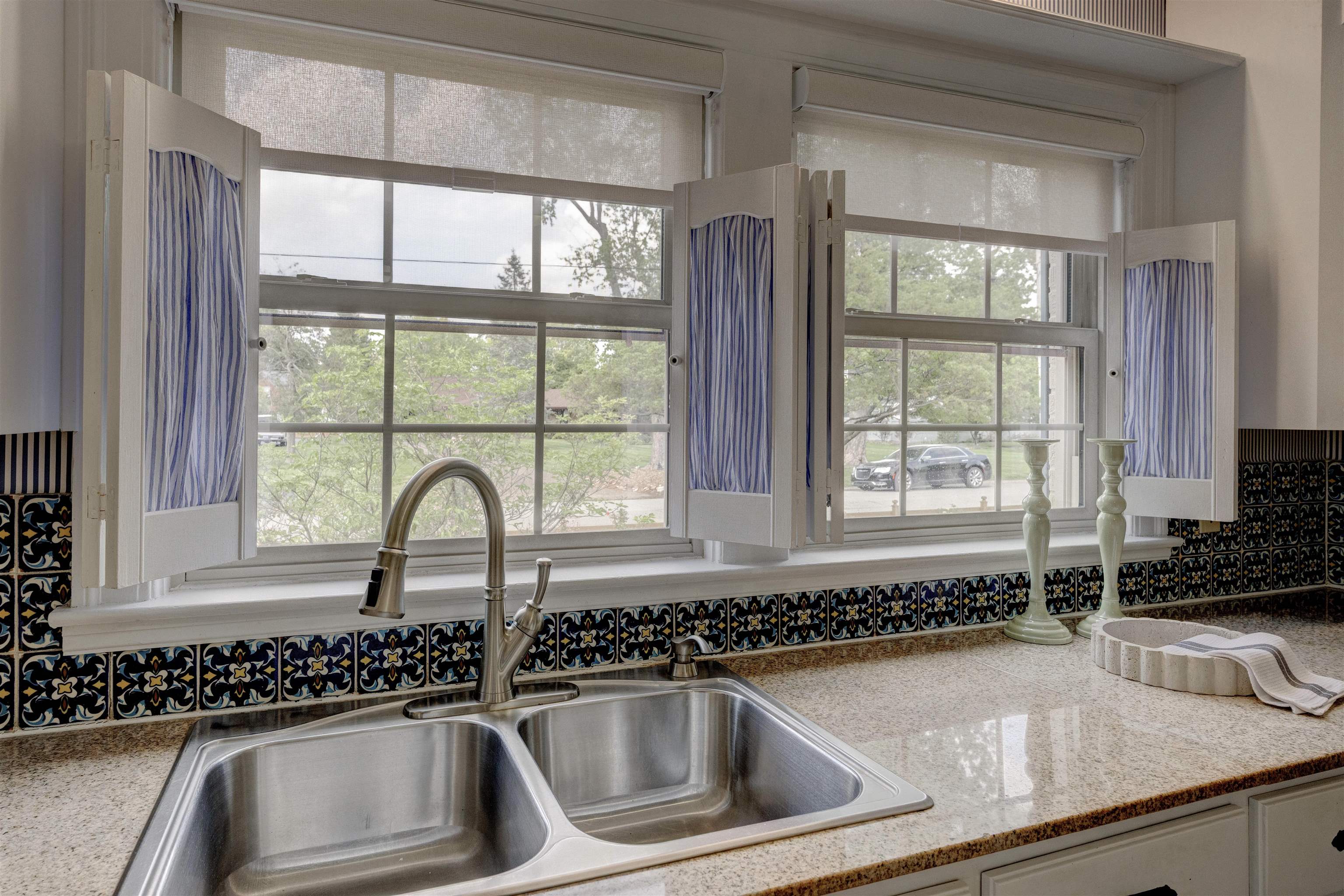 2118 York Drive, Owensboro, Kentucky 42301, 4 Bedrooms Bedrooms, ,2 BathroomsBathrooms,Single Family Residence,For Sale,York Drive,94618