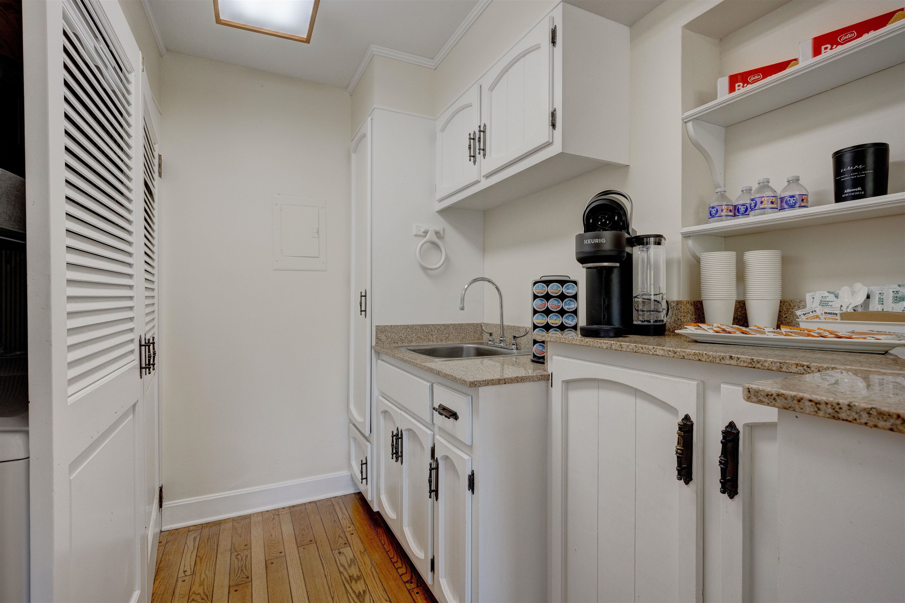 2118 York Drive, Owensboro, Kentucky 42301, 4 Bedrooms Bedrooms, ,2 BathroomsBathrooms,Single Family Residence,For Sale,York Drive,94618