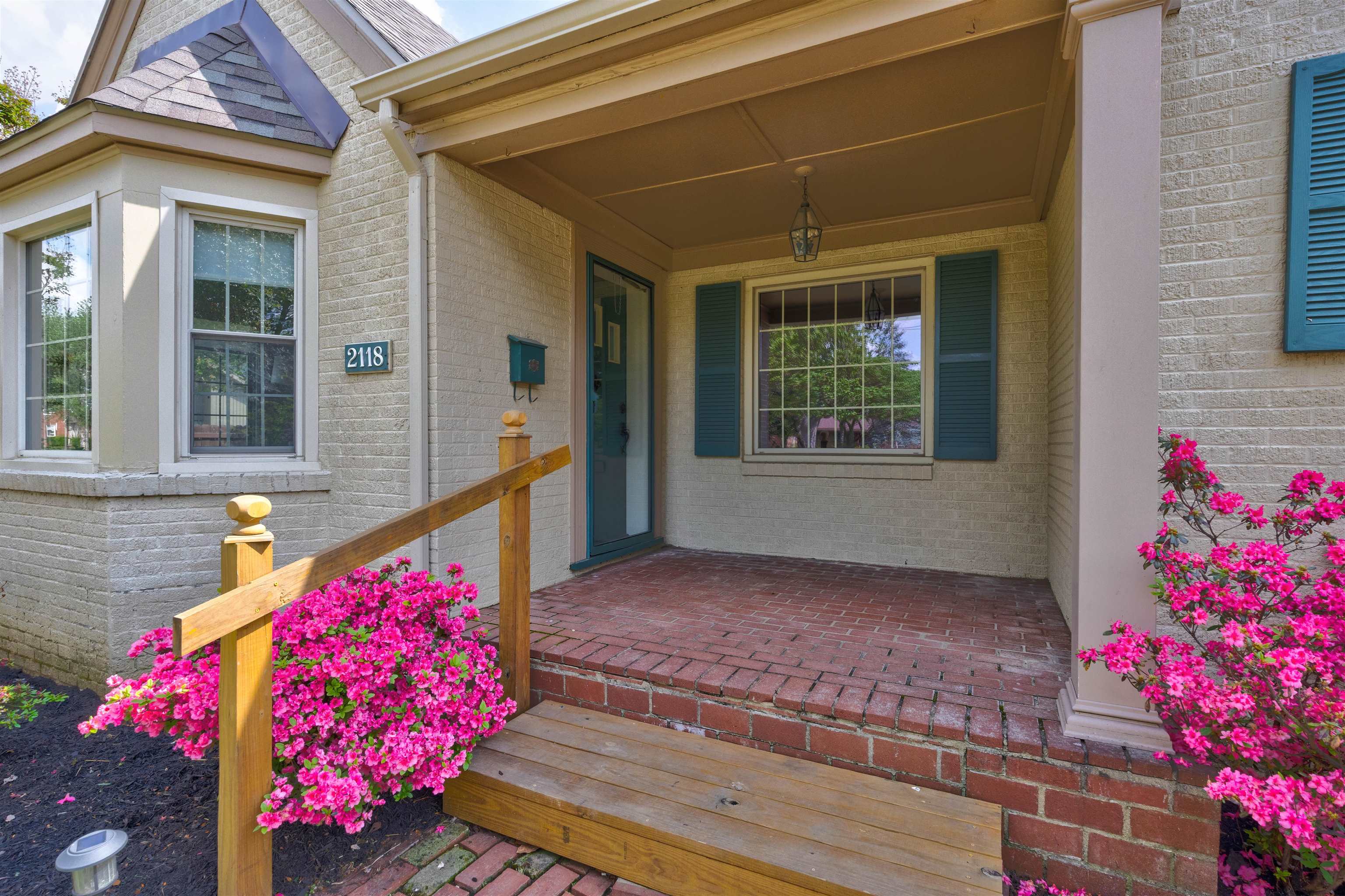 2118 York Drive, Owensboro, Kentucky 42301, 4 Bedrooms Bedrooms, ,2 BathroomsBathrooms,Single Family Residence,For Sale,York Drive,94618