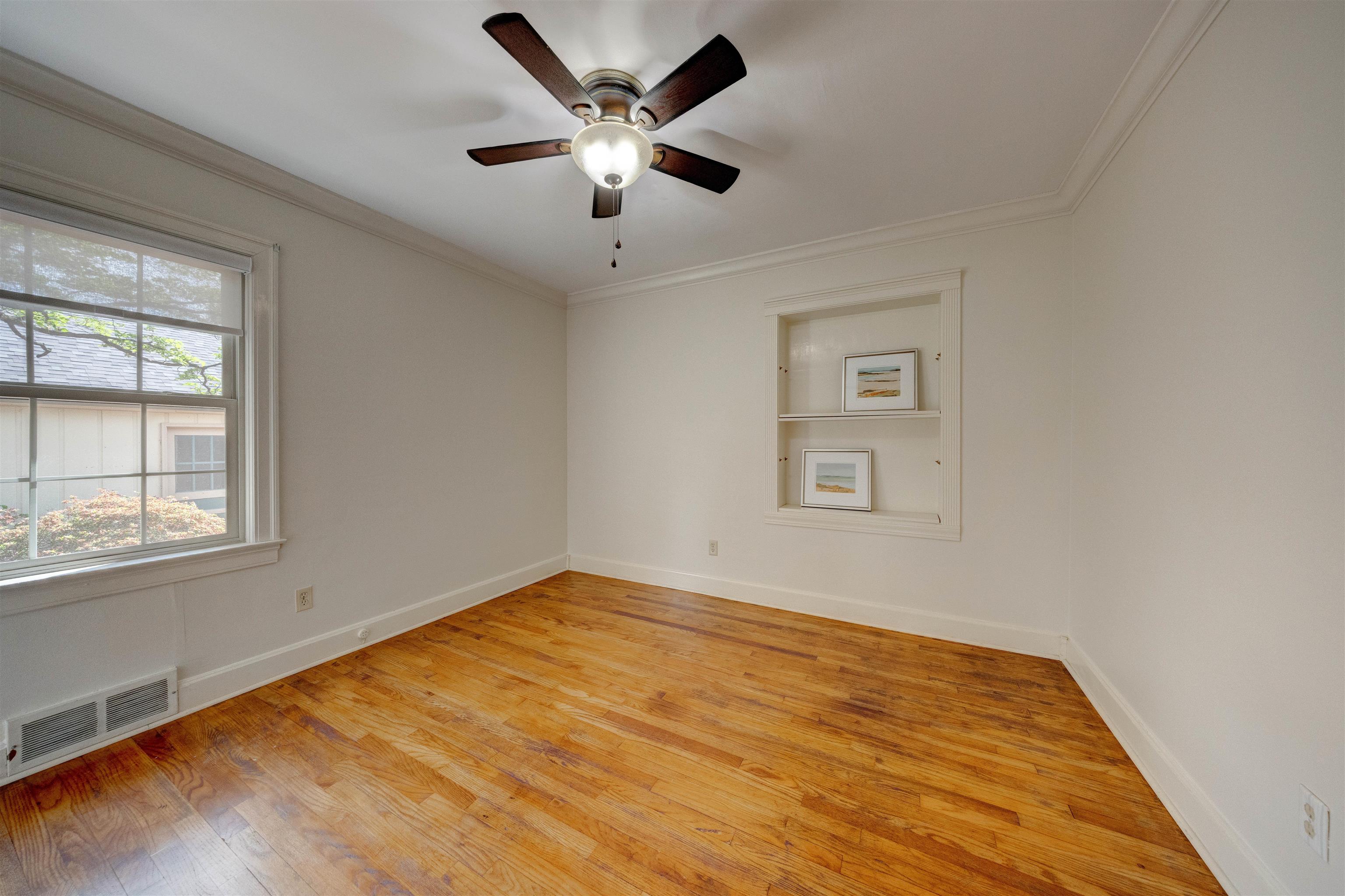 2118 York Drive, Owensboro, Kentucky 42301, 4 Bedrooms Bedrooms, ,2 BathroomsBathrooms,Single Family Residence,For Sale,York Drive,94618