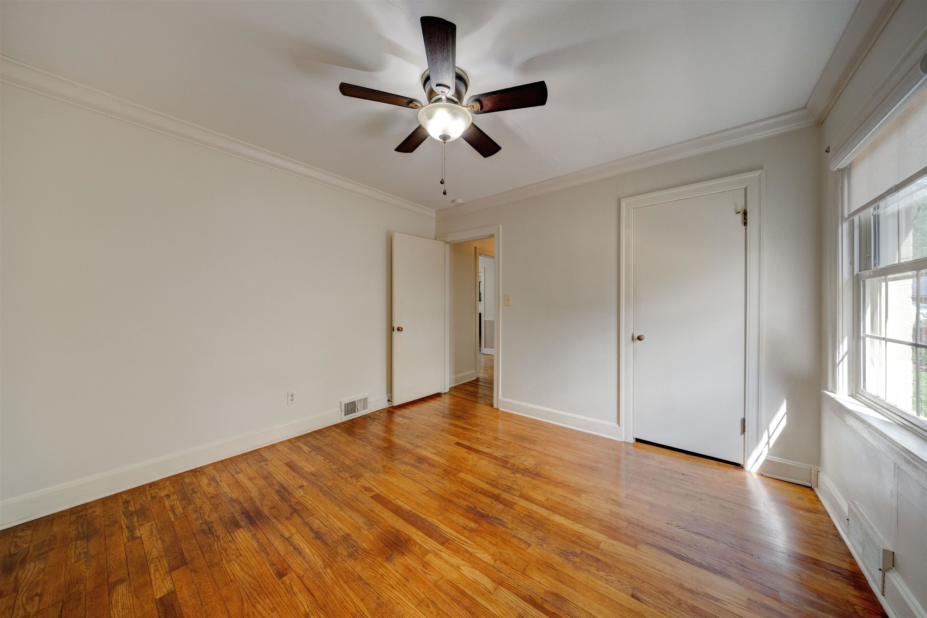 2118 York Drive, Owensboro, Kentucky 42301, 4 Bedrooms Bedrooms, ,2 BathroomsBathrooms,Single Family Residence,For Sale,York Drive,94618