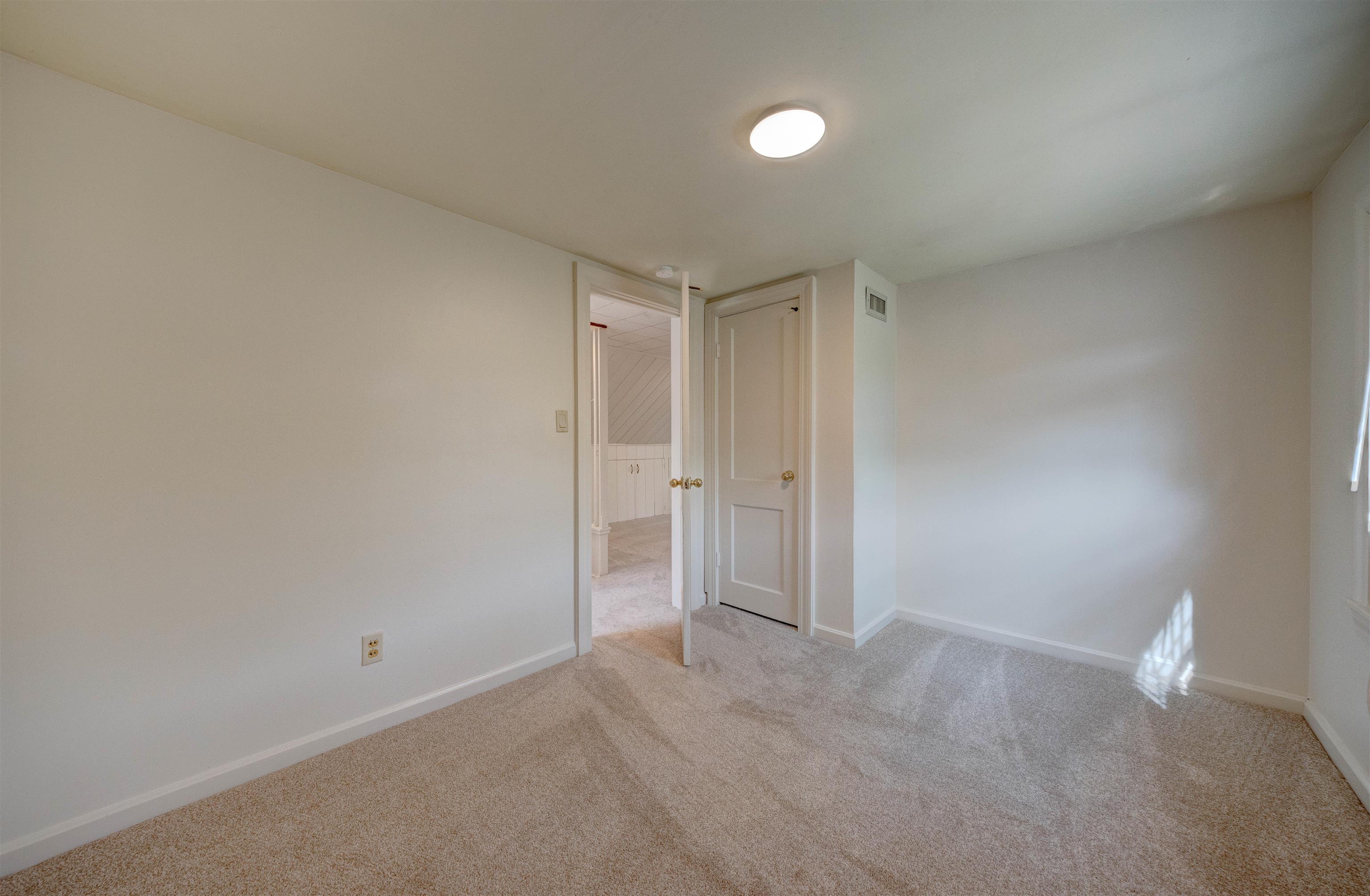 2118 York Drive, Owensboro, Kentucky 42301, 4 Bedrooms Bedrooms, ,2 BathroomsBathrooms,Single Family Residence,For Sale,York Drive,94618