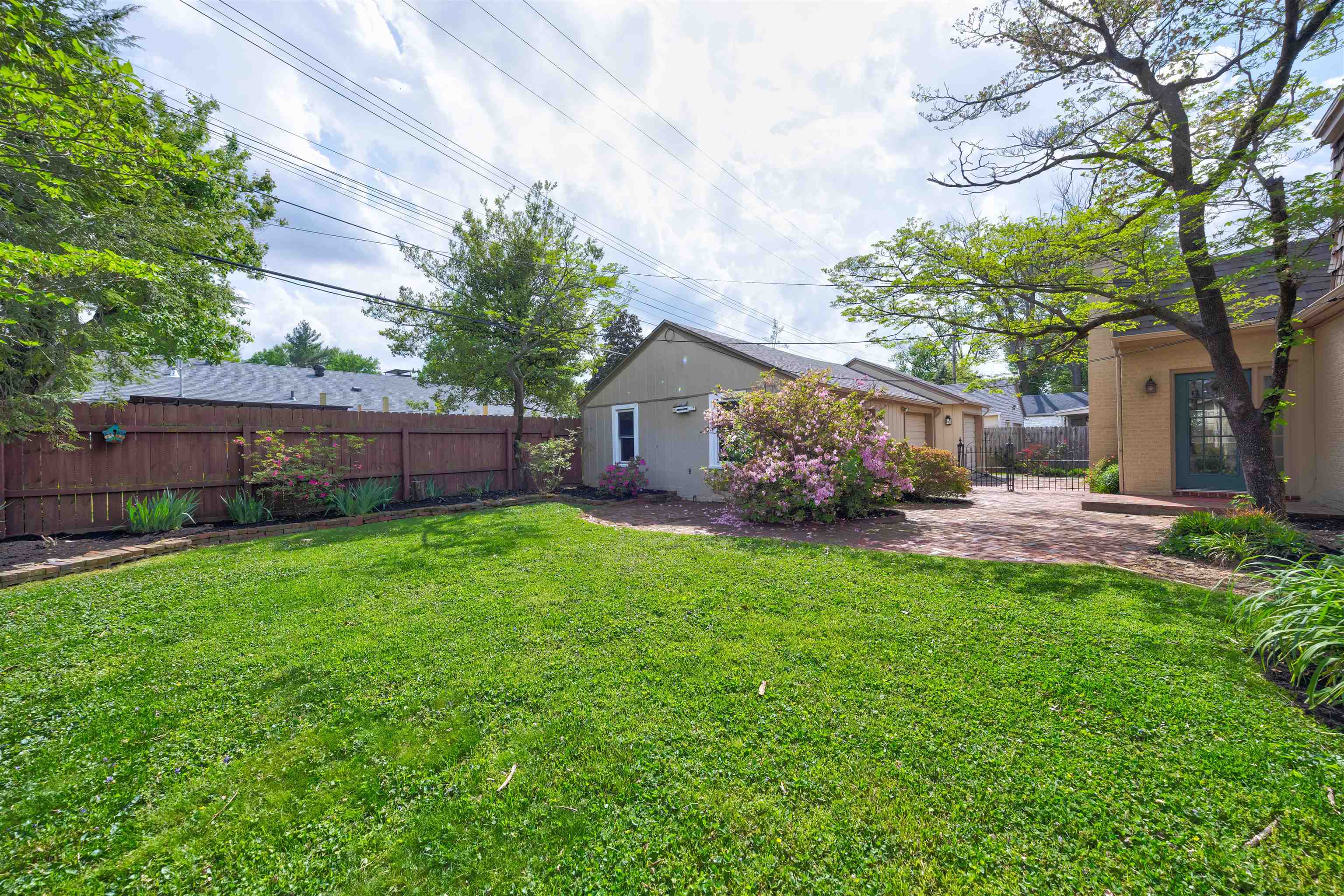 2118 York Drive, Owensboro, Kentucky 42301, 4 Bedrooms Bedrooms, ,2 BathroomsBathrooms,Single Family Residence,For Sale,York Drive,94618