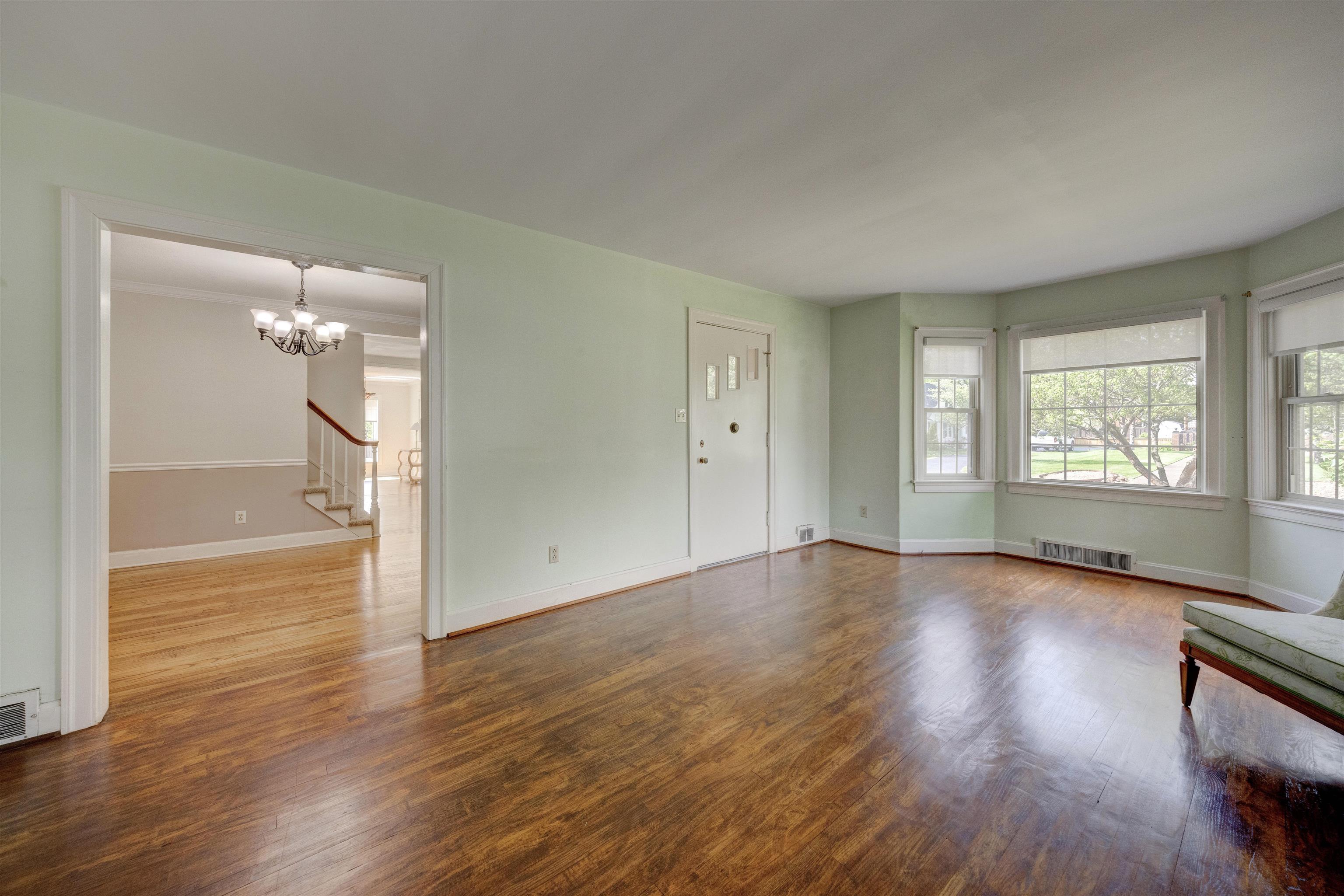 2118 York Drive, Owensboro, Kentucky 42301, 4 Bedrooms Bedrooms, ,2 BathroomsBathrooms,Single Family Residence,For Sale,York Drive,94618