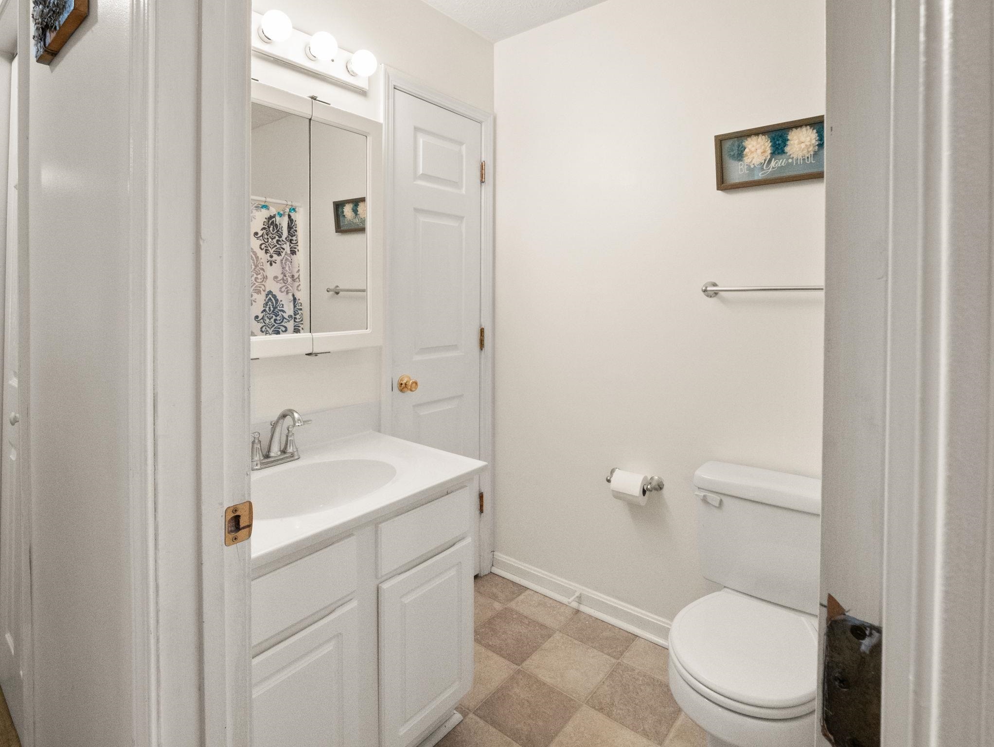 1910 15th Street, Owensboro, Kentucky 42303, 3 Bedrooms Bedrooms, ,2 BathroomsBathrooms,Single Family Residence,For Sale,15th Street,94622