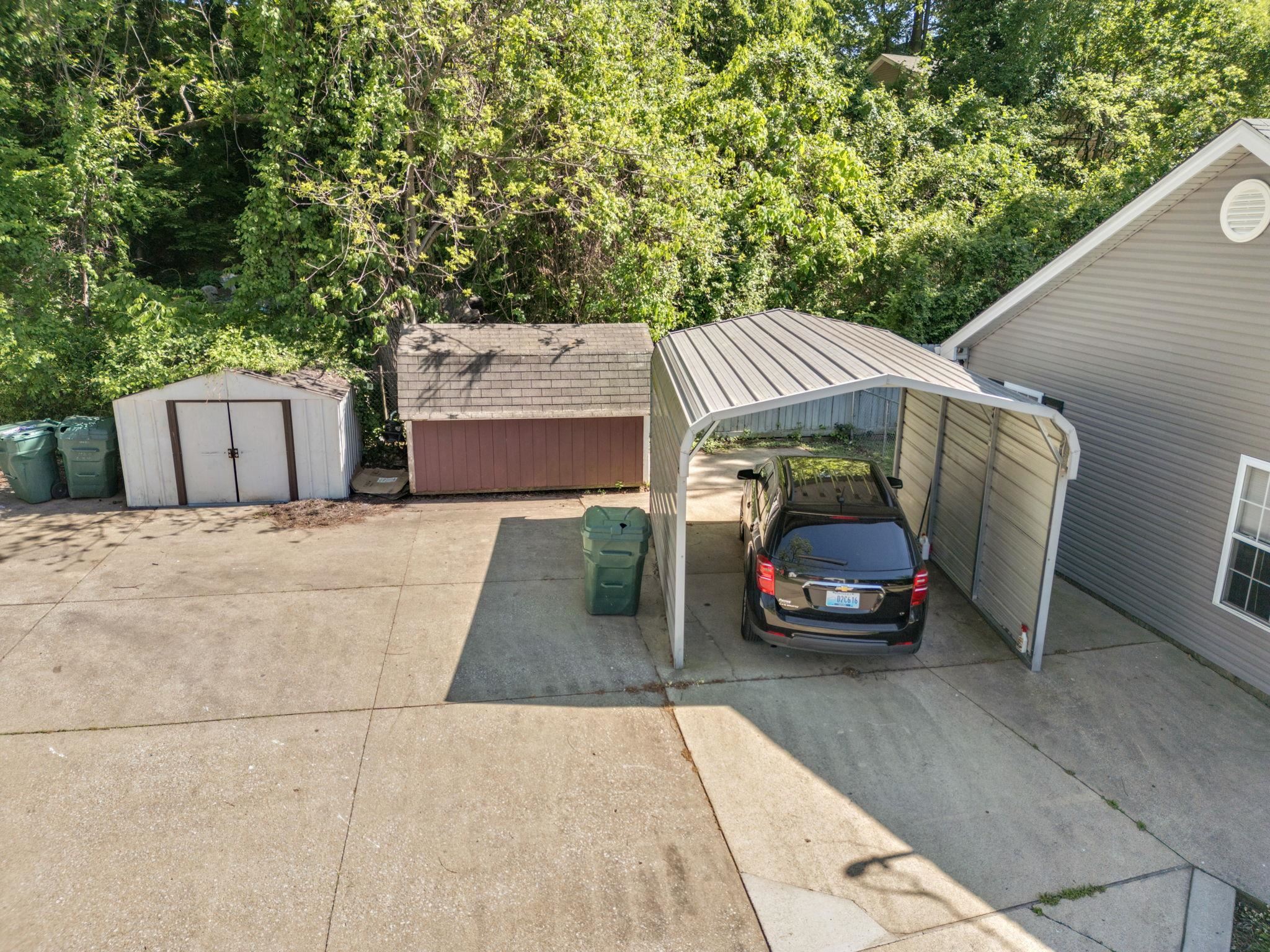 1910 15th Street, Owensboro, Kentucky 42303, 3 Bedrooms Bedrooms, ,2 BathroomsBathrooms,Single Family Residence,For Sale,15th Street,94622