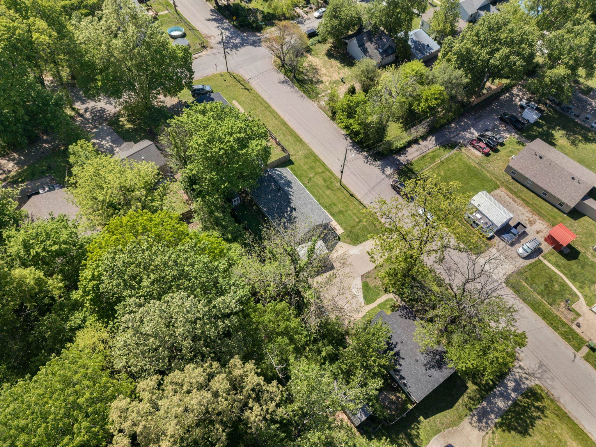 1910 15th Street, Owensboro, Kentucky 42303, 3 Bedrooms Bedrooms, ,2 BathroomsBathrooms,Single Family Residence,For Sale,15th Street,94622