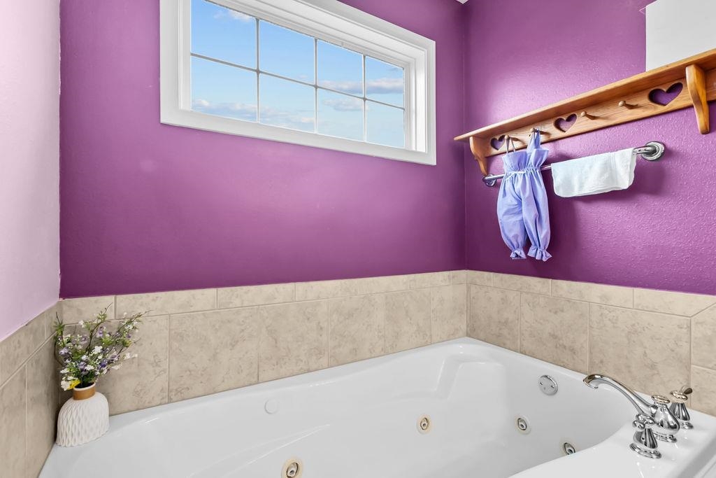 2878 Brooks Pkwy, Owensboro, Kentucky 42303, 3 Bedrooms Bedrooms, ,2 BathroomsBathrooms,Single Family Residence,For Sale,Brooks Pkwy,94625