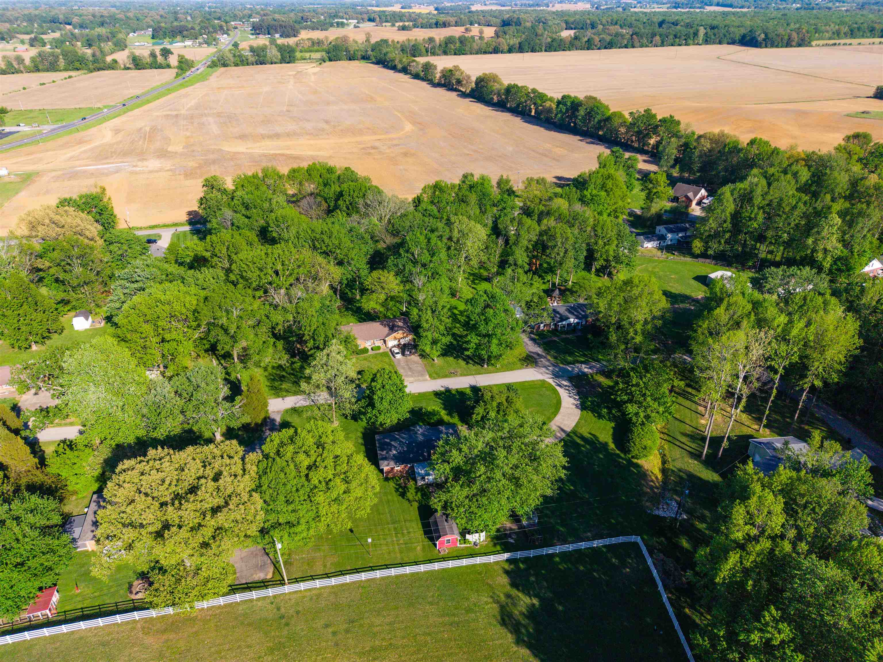 4770 Becker Dr., Owensboro, Kentucky 42303, 3 Bedrooms Bedrooms, ,2 BathroomsBathrooms,Single Family Residence,For Sale,Becker Dr.,94627