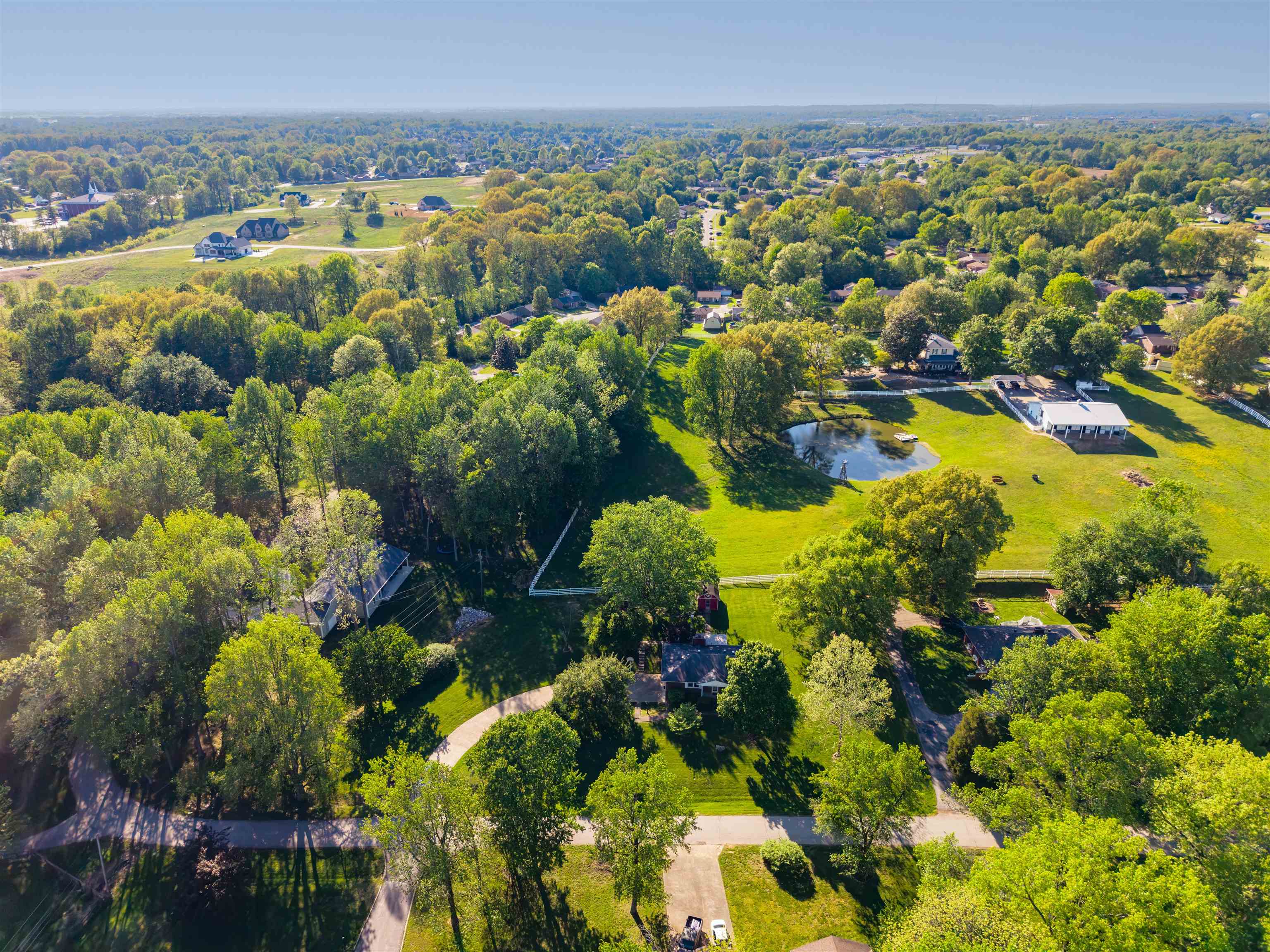 4770 Becker Dr., Owensboro, Kentucky 42303, 3 Bedrooms Bedrooms, ,2 BathroomsBathrooms,Single Family Residence,For Sale,Becker Dr.,94627