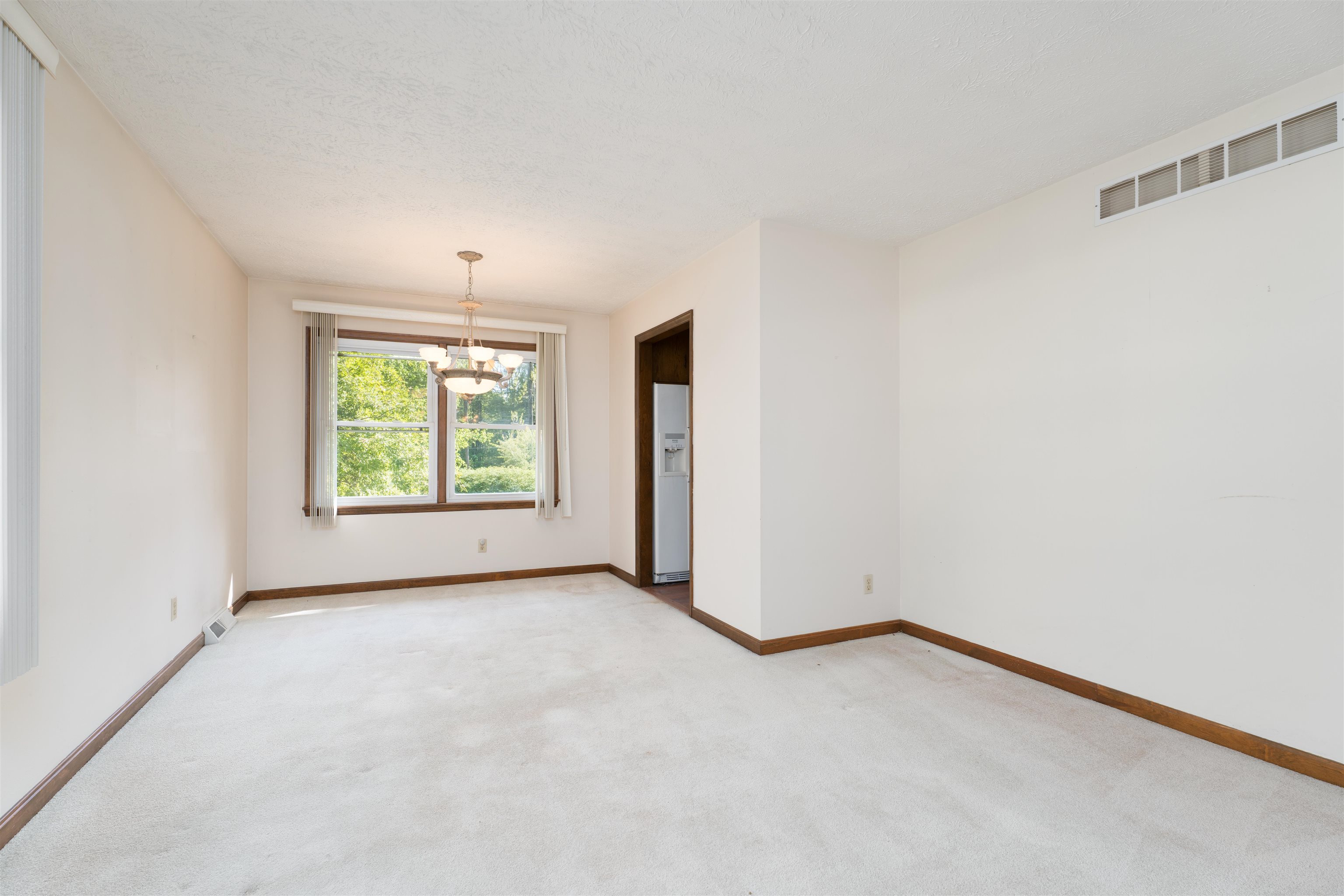 4770 Becker Dr., Owensboro, Kentucky 42303, 3 Bedrooms Bedrooms, ,2 BathroomsBathrooms,Single Family Residence,For Sale,Becker Dr.,94627