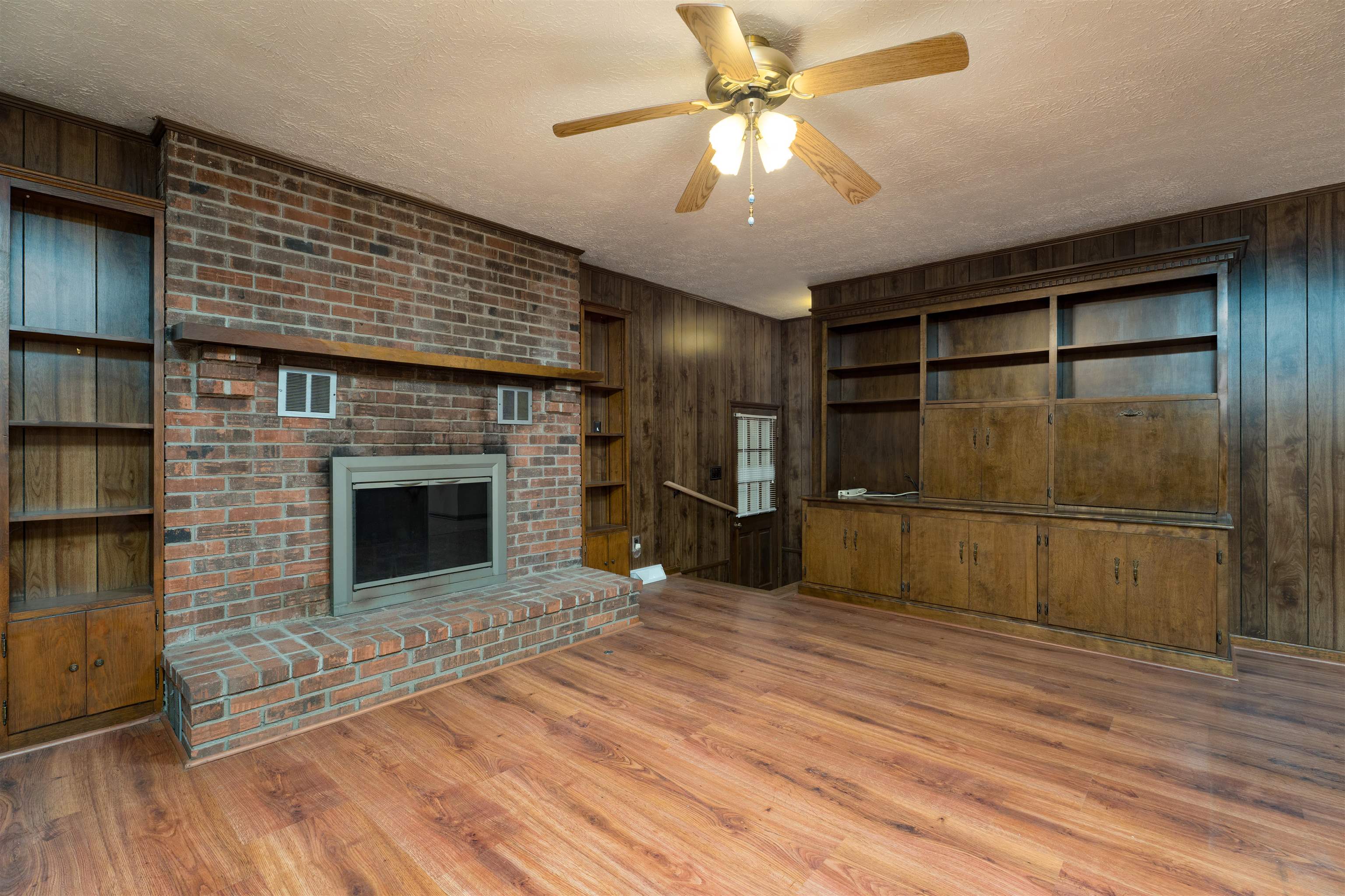 4770 Becker Dr., Owensboro, Kentucky 42303, 3 Bedrooms Bedrooms, ,2 BathroomsBathrooms,Single Family Residence,For Sale,Becker Dr.,94627