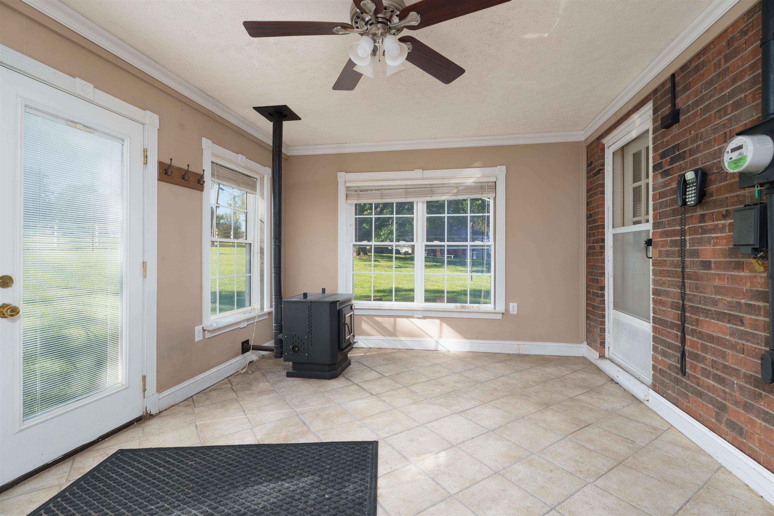 4770 Becker Dr., Owensboro, Kentucky 42303, 3 Bedrooms Bedrooms, ,2 BathroomsBathrooms,Single Family Residence,For Sale,Becker Dr.,94627