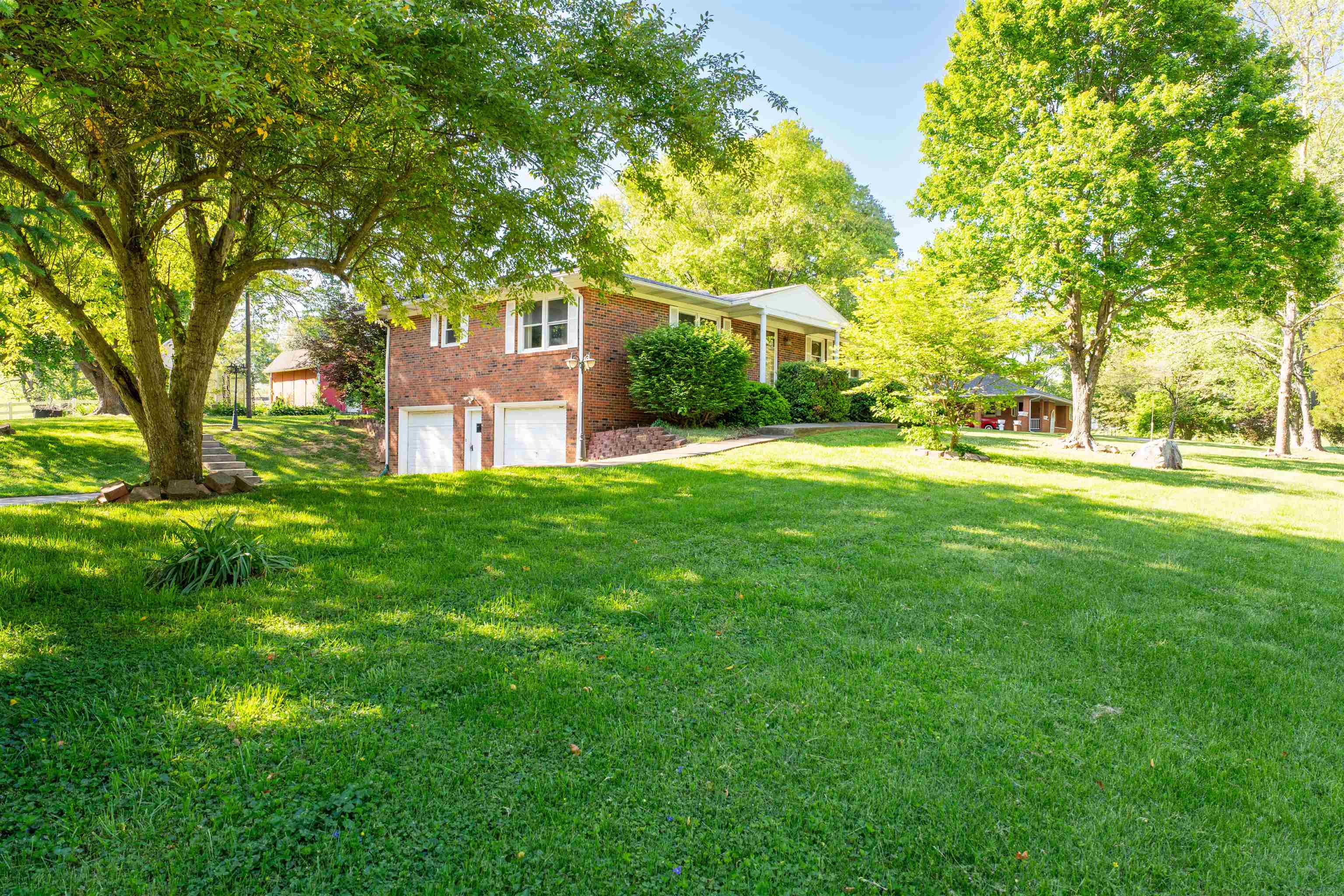 4770 Becker Dr., Owensboro, Kentucky 42303, 3 Bedrooms Bedrooms, ,2 BathroomsBathrooms,Single Family Residence,For Sale,Becker Dr.,94627