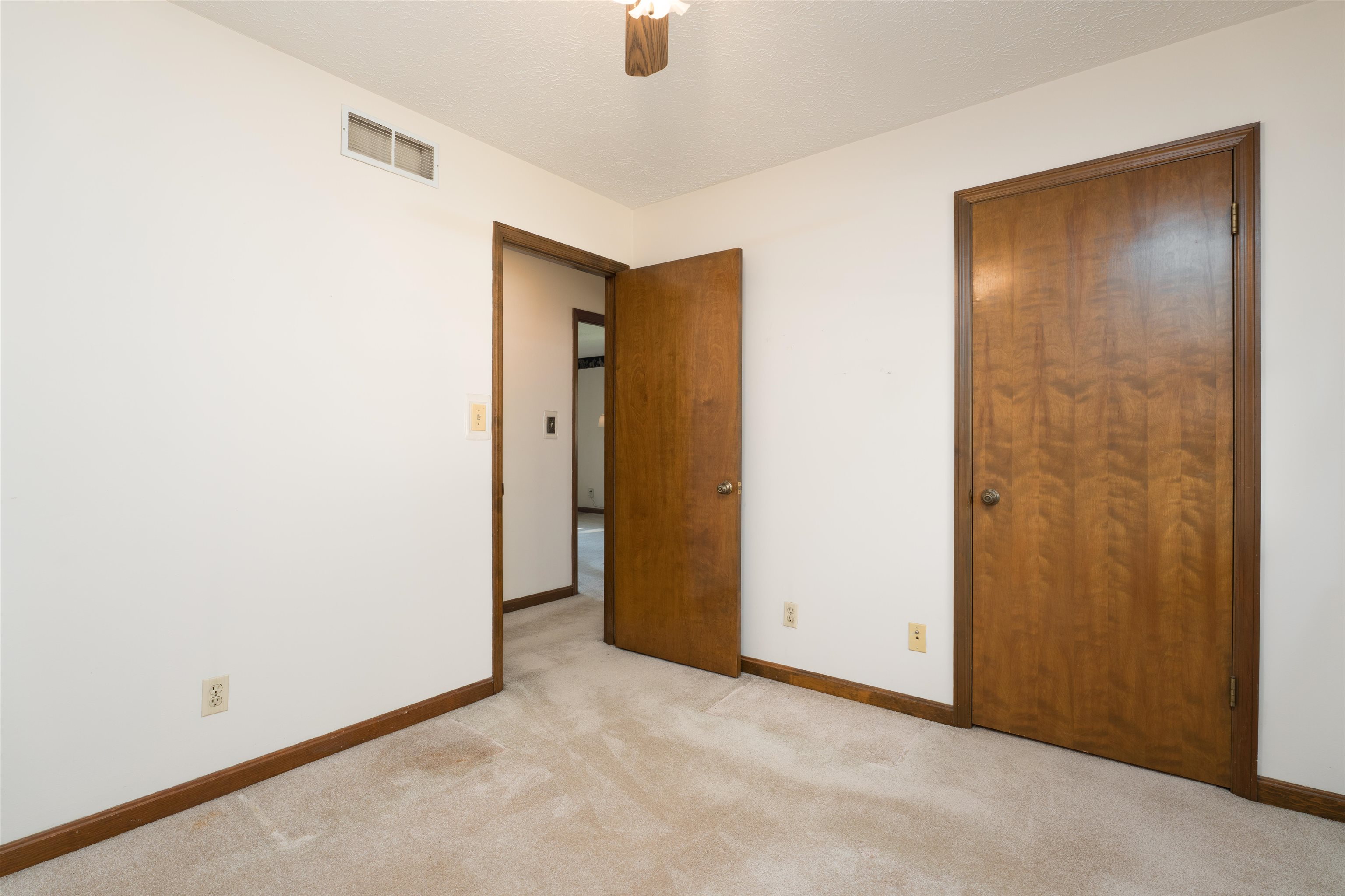 4770 Becker Dr., Owensboro, Kentucky 42303, 3 Bedrooms Bedrooms, ,2 BathroomsBathrooms,Single Family Residence,For Sale,Becker Dr.,94627