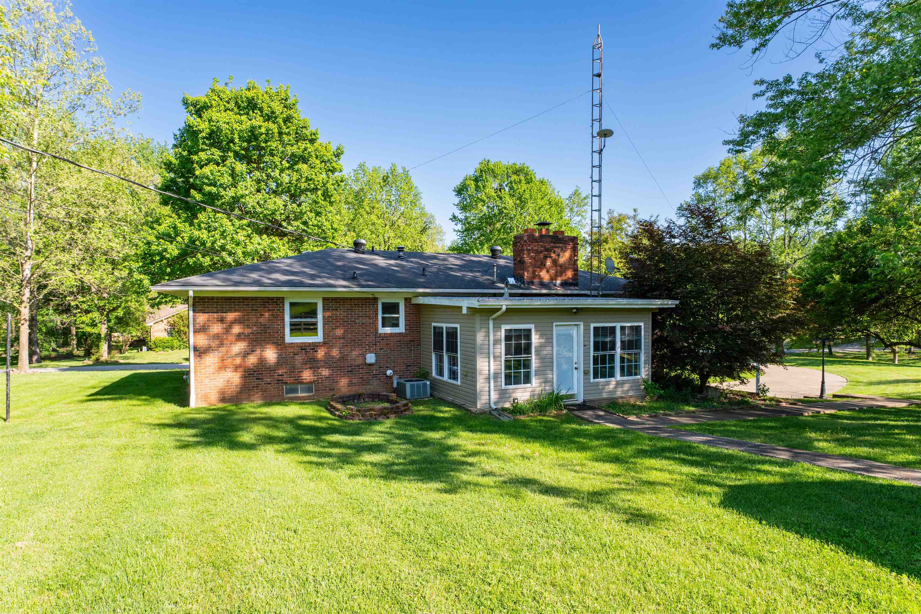 4770 Becker Dr., Owensboro, Kentucky 42303, 3 Bedrooms Bedrooms, ,2 BathroomsBathrooms,Single Family Residence,For Sale,Becker Dr.,94627