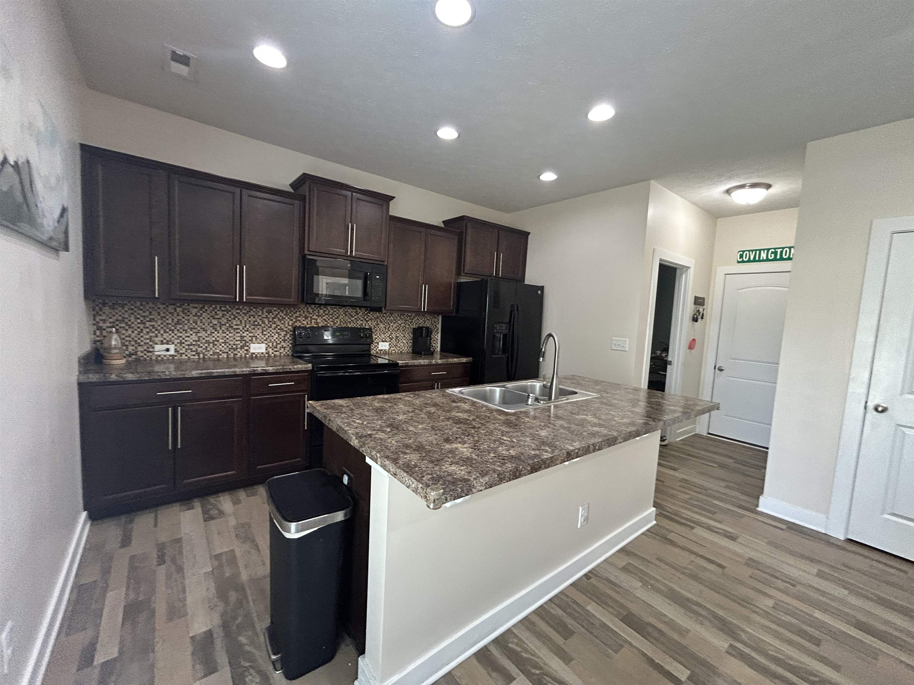 6347 Valley Brook Trace, Utica, Kentucky 42376, 3 Bedrooms Bedrooms, ,2 BathroomsBathrooms,Single Family Residence,For Sale,Valley Brook Trace,94628