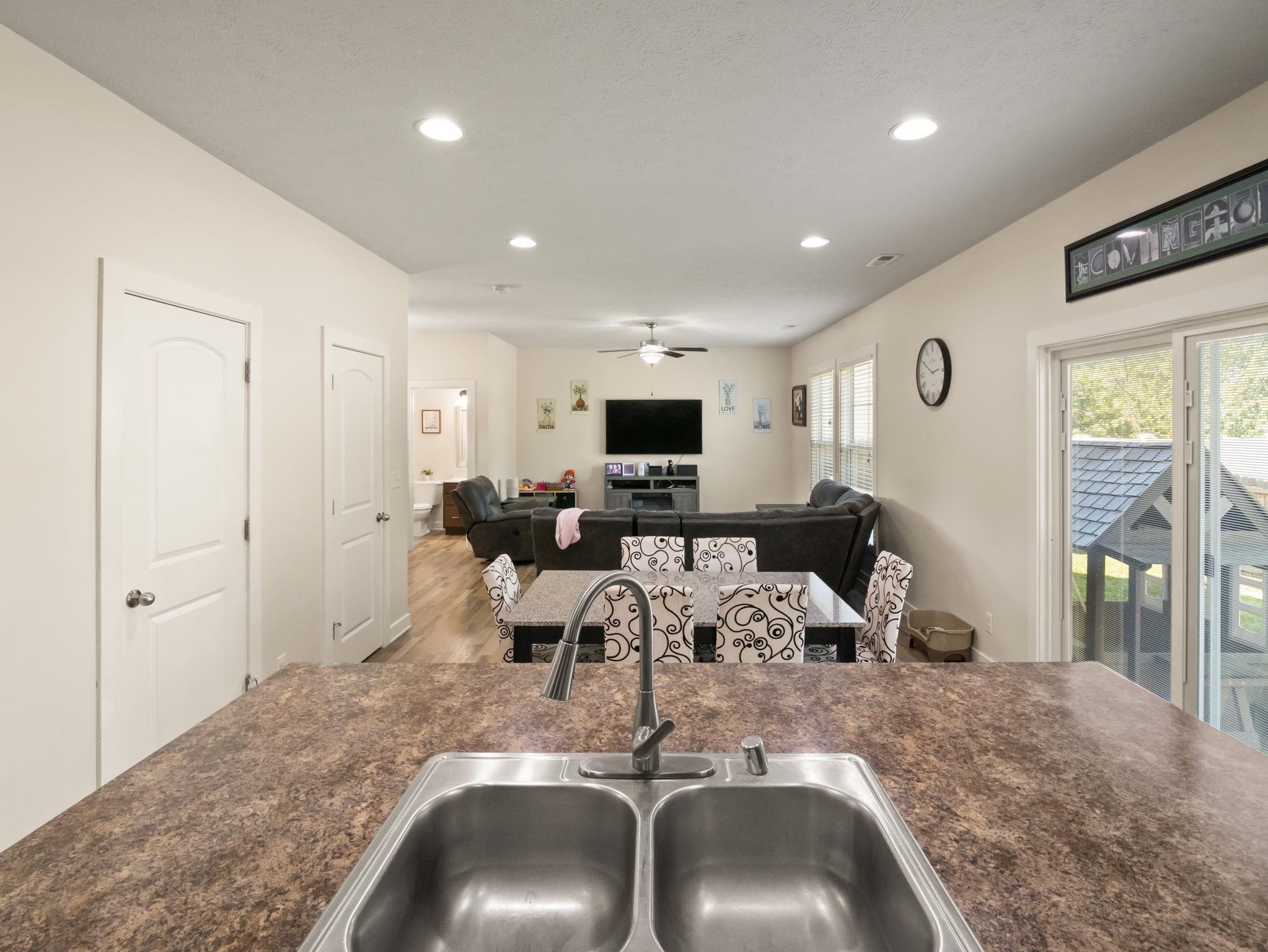 6347 Valley Brook Trace, Utica, Kentucky 42376, 3 Bedrooms Bedrooms, ,2 BathroomsBathrooms,Single Family Residence,For Sale,Valley Brook Trace,94628