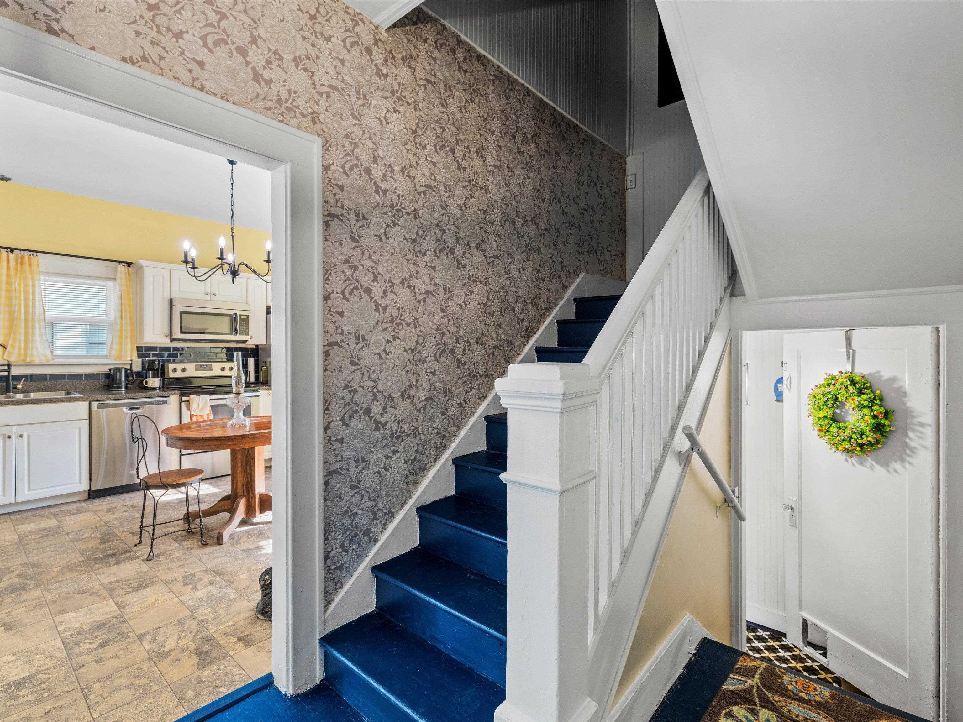 134 Seminary Street, Madisonville, Kentucky 42431, 4 Bedrooms Bedrooms, ,2 BathroomsBathrooms,Single Family Residence,For Sale,Seminary Street,94630