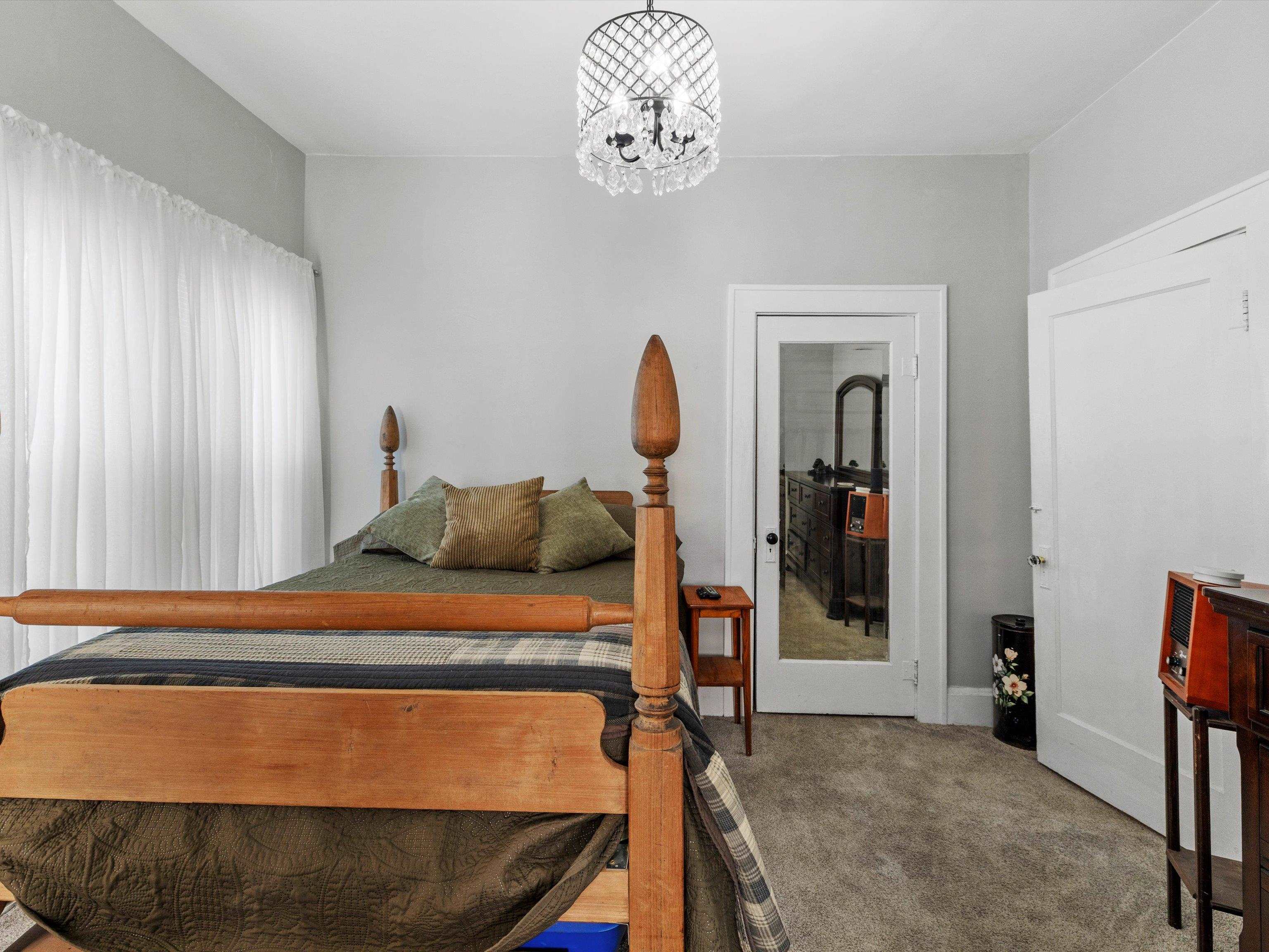 134 Seminary Street, Madisonville, Kentucky 42431, 4 Bedrooms Bedrooms, ,2 BathroomsBathrooms,Single Family Residence,For Sale,Seminary Street,94630